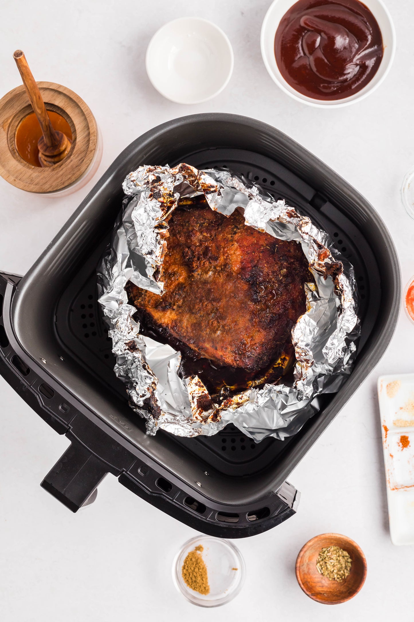 Pulled Pork Burgers + Spicy Coleslaw - Exclusive