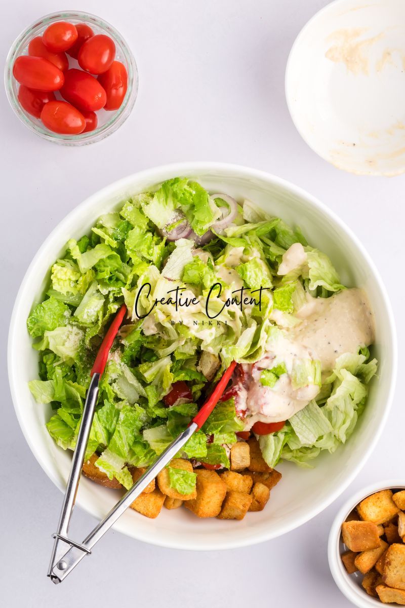 Salmon Caesar Salad + Homemade Dressing - Exclusive