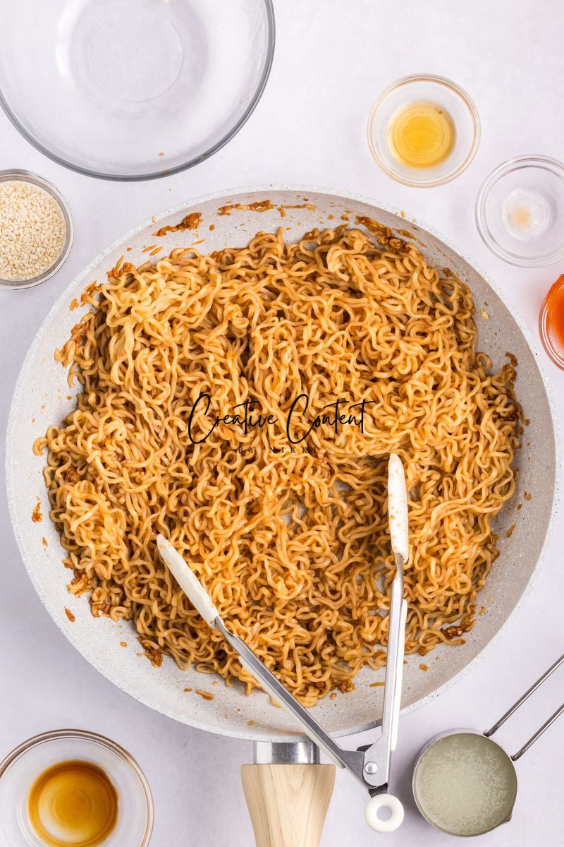 Sesame Garlic Ramen Noodles (36 hero shots) - Exclusive