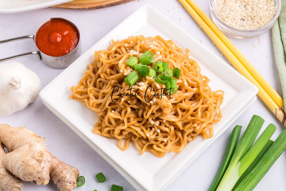 Sesame Garlic Ramen Noodles (36 hero shots) - Exclusive