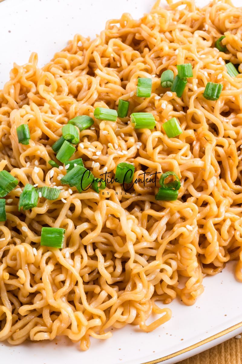 Sesame Garlic Ramen Noodles (36 hero shots) - Exclusive
