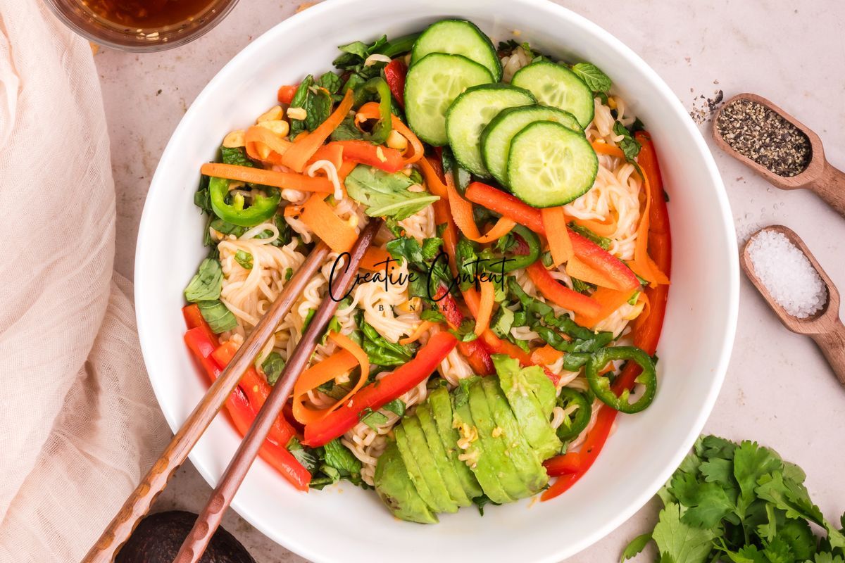 Spicy Spring Roll Bowl - Exclusive