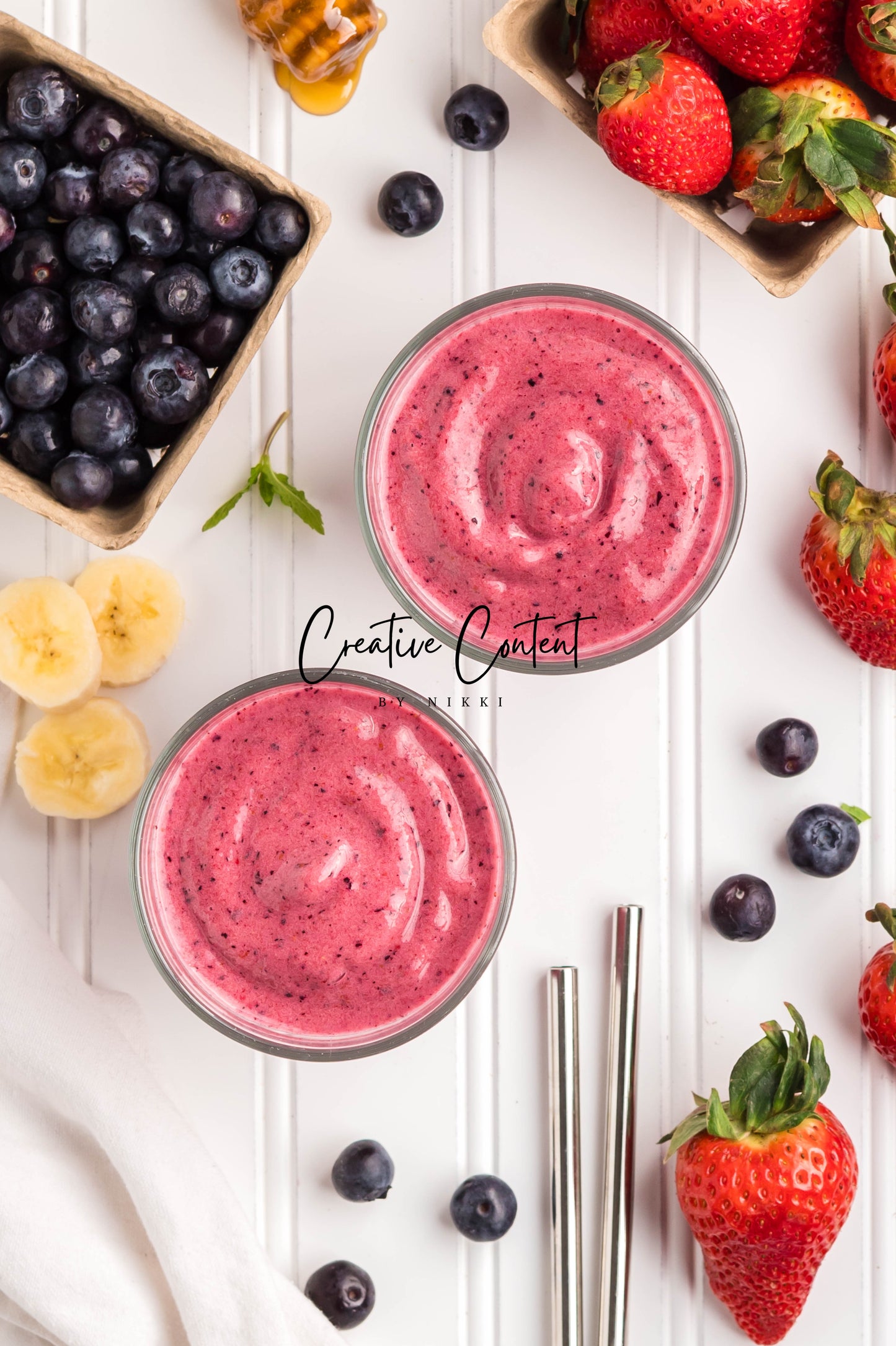 Strawberry Blueberry Smoothie - Exclusive