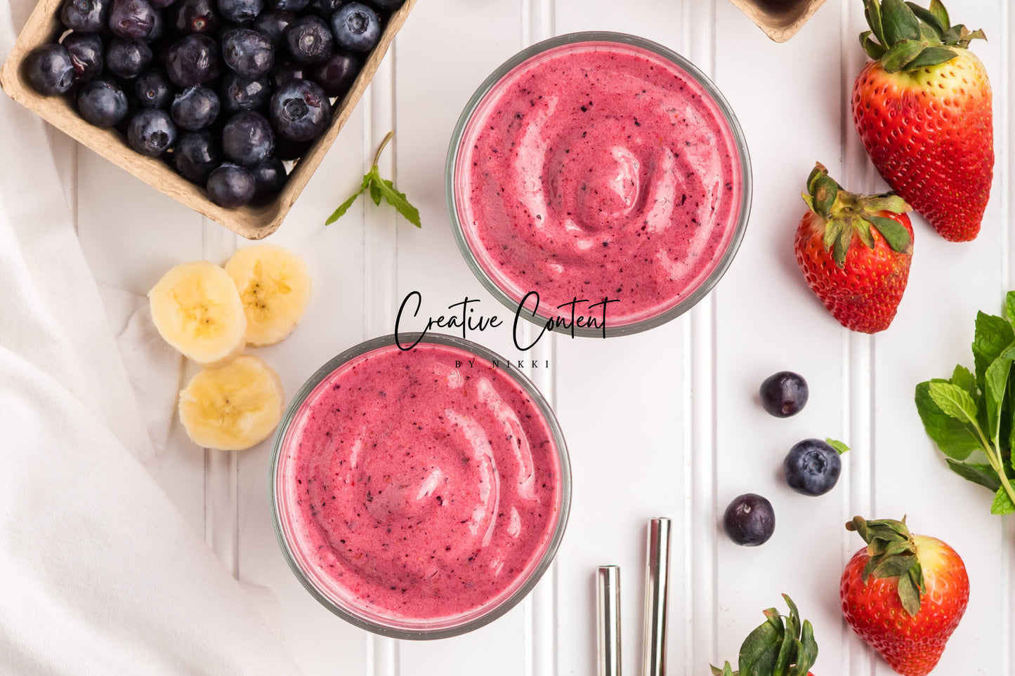 Strawberry Blueberry Smoothie - Exclusive