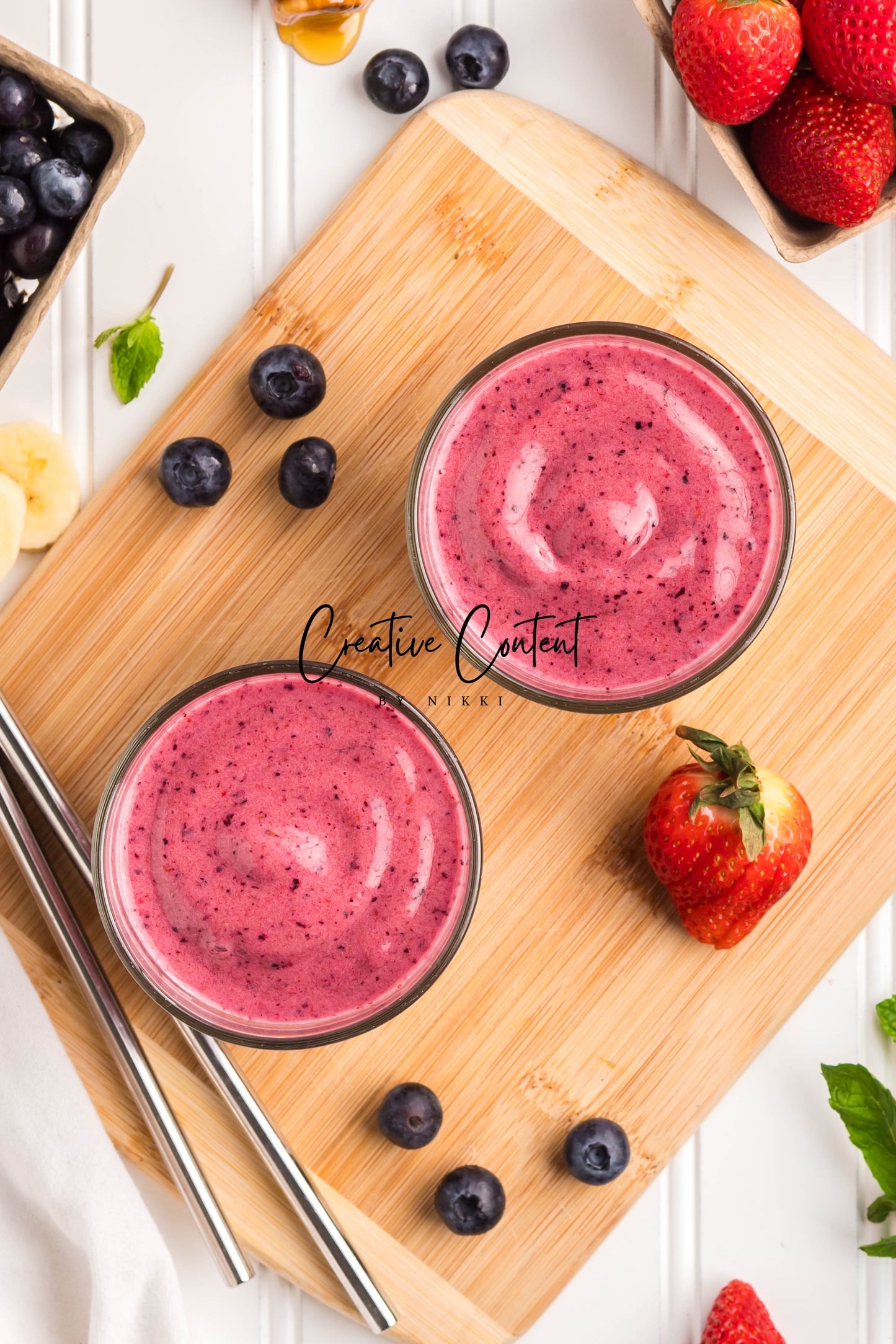 Strawberry Blueberry Smoothie - Exclusive