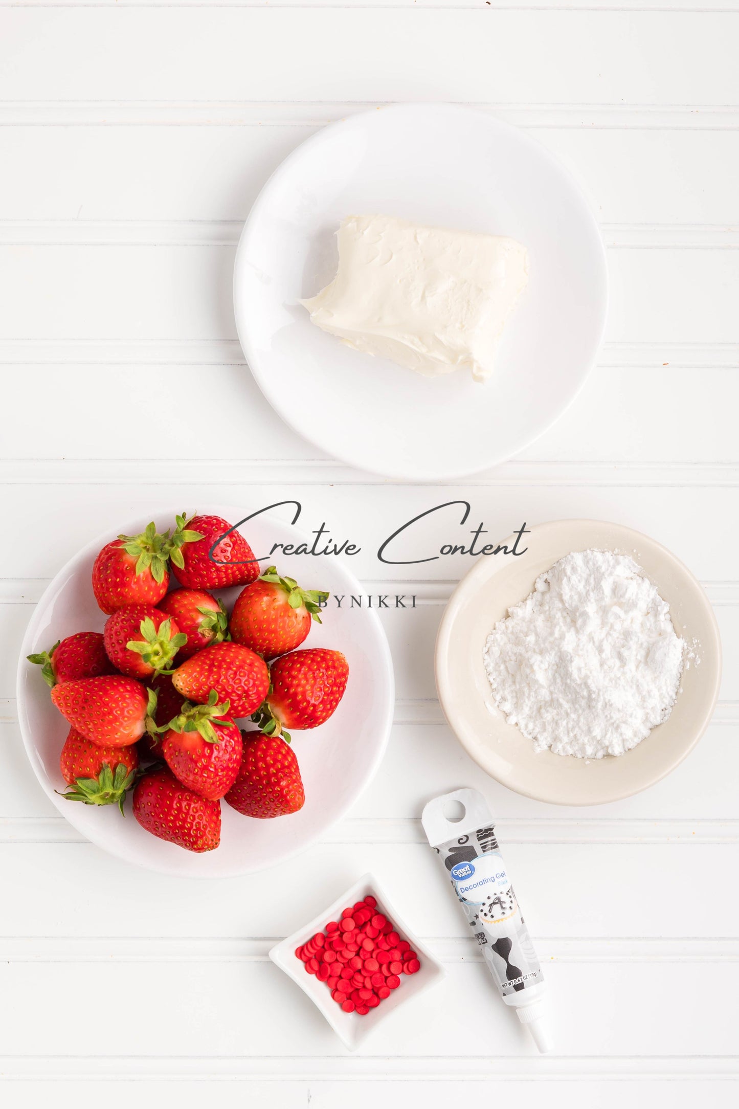 Strawberry Santas - Exclusive