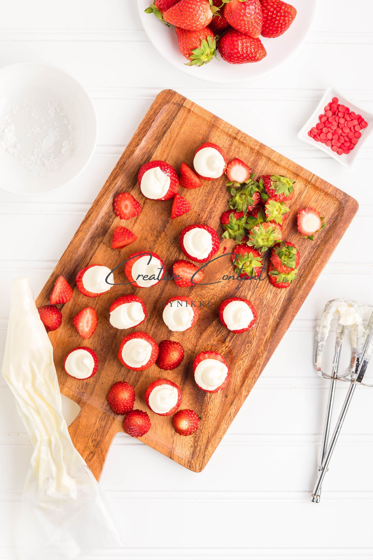Strawberry Santas - Exclusive