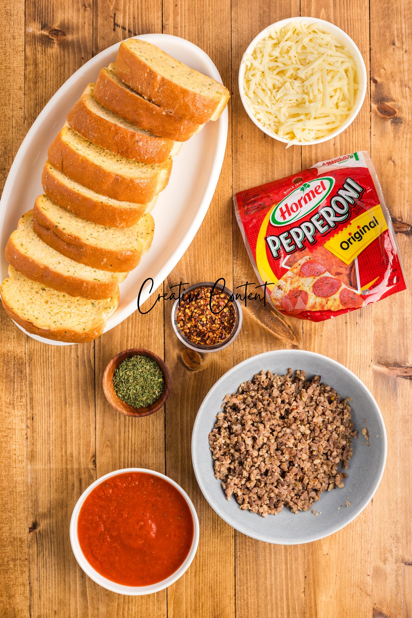 Texas Toast Pizzas - Exclusive