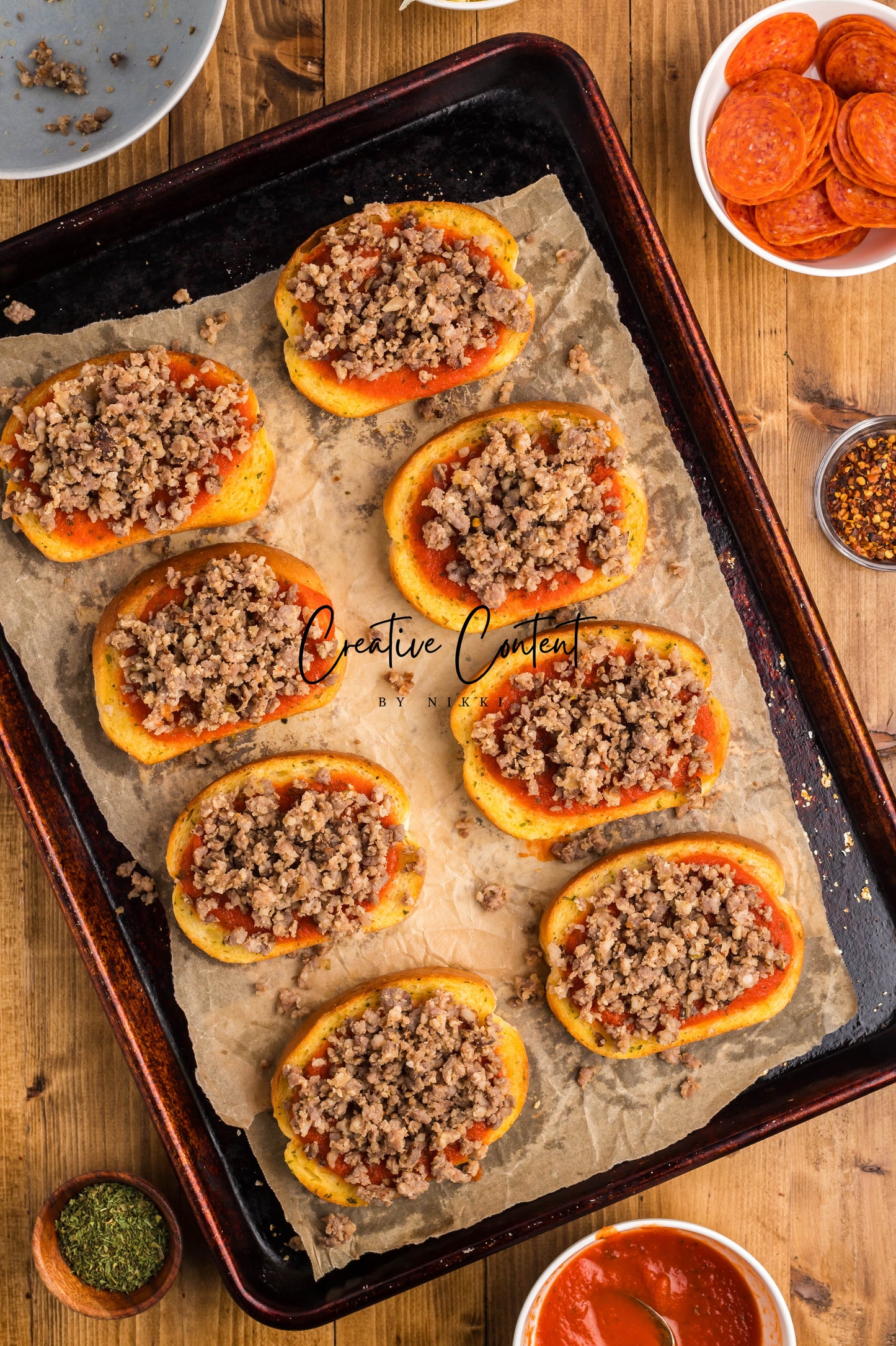Texas Toast Pizzas - Exclusive