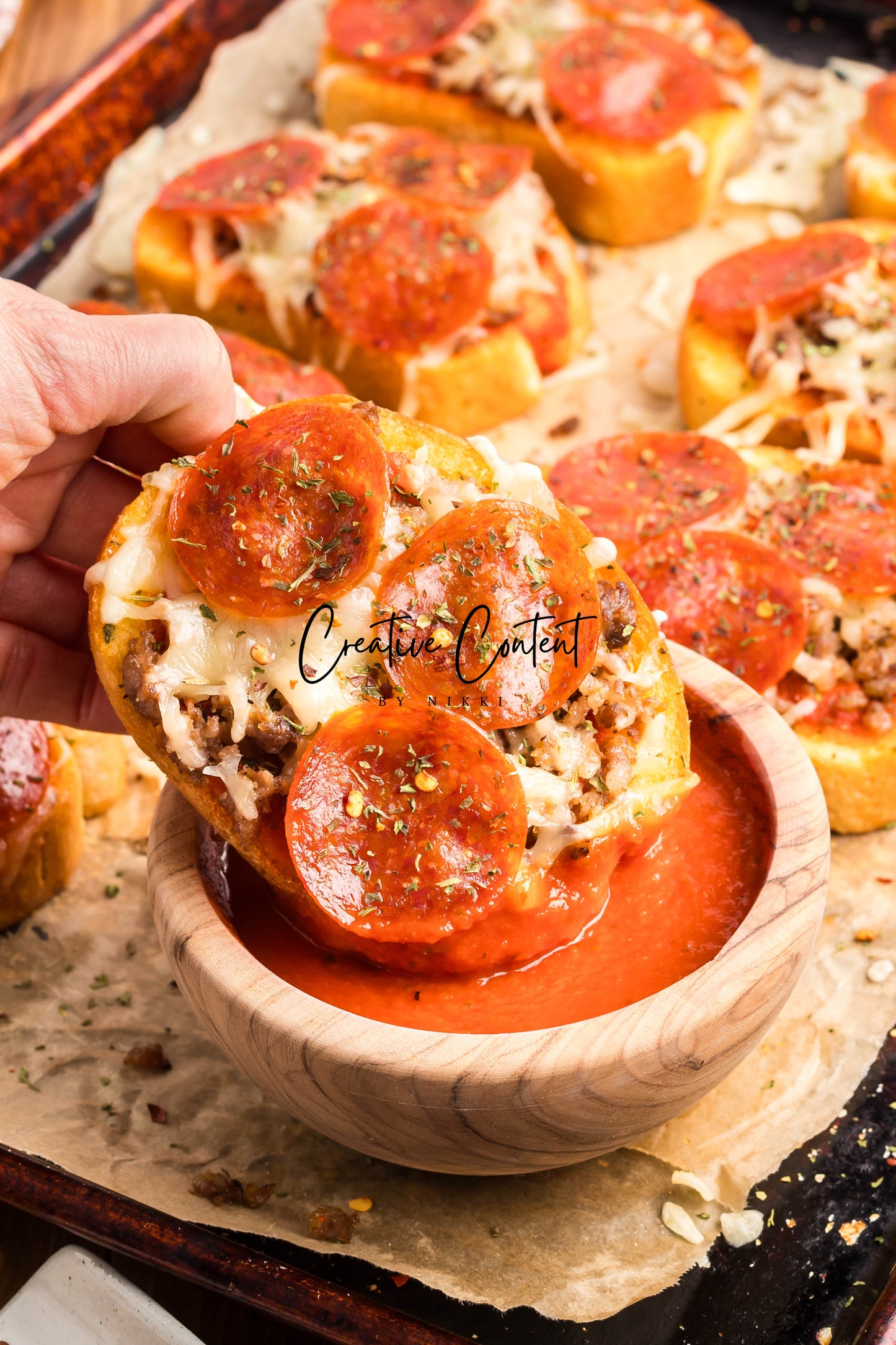 Texas Toast Pizzas - Exclusive