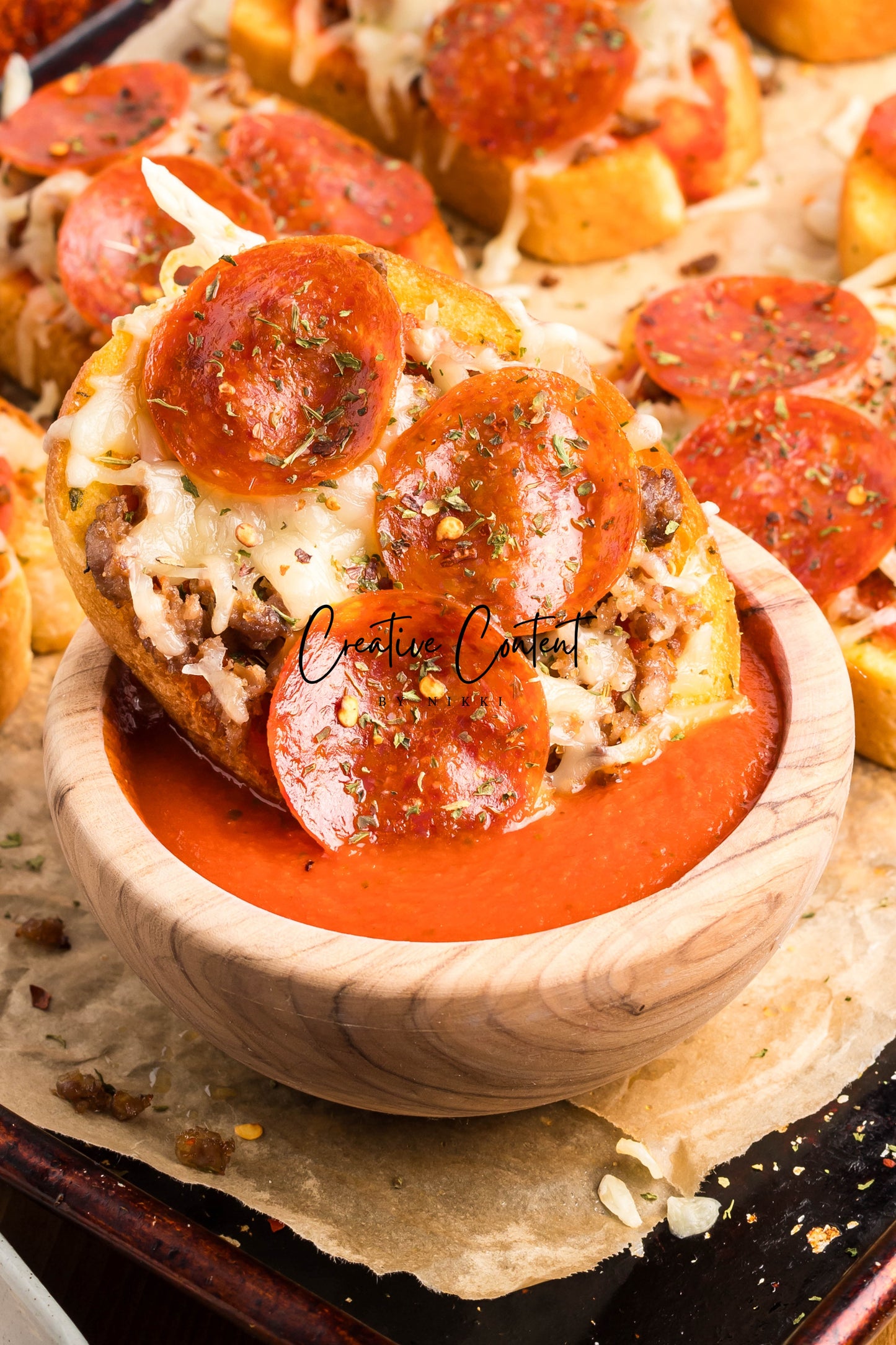 Texas Toast Pizzas - Exclusive