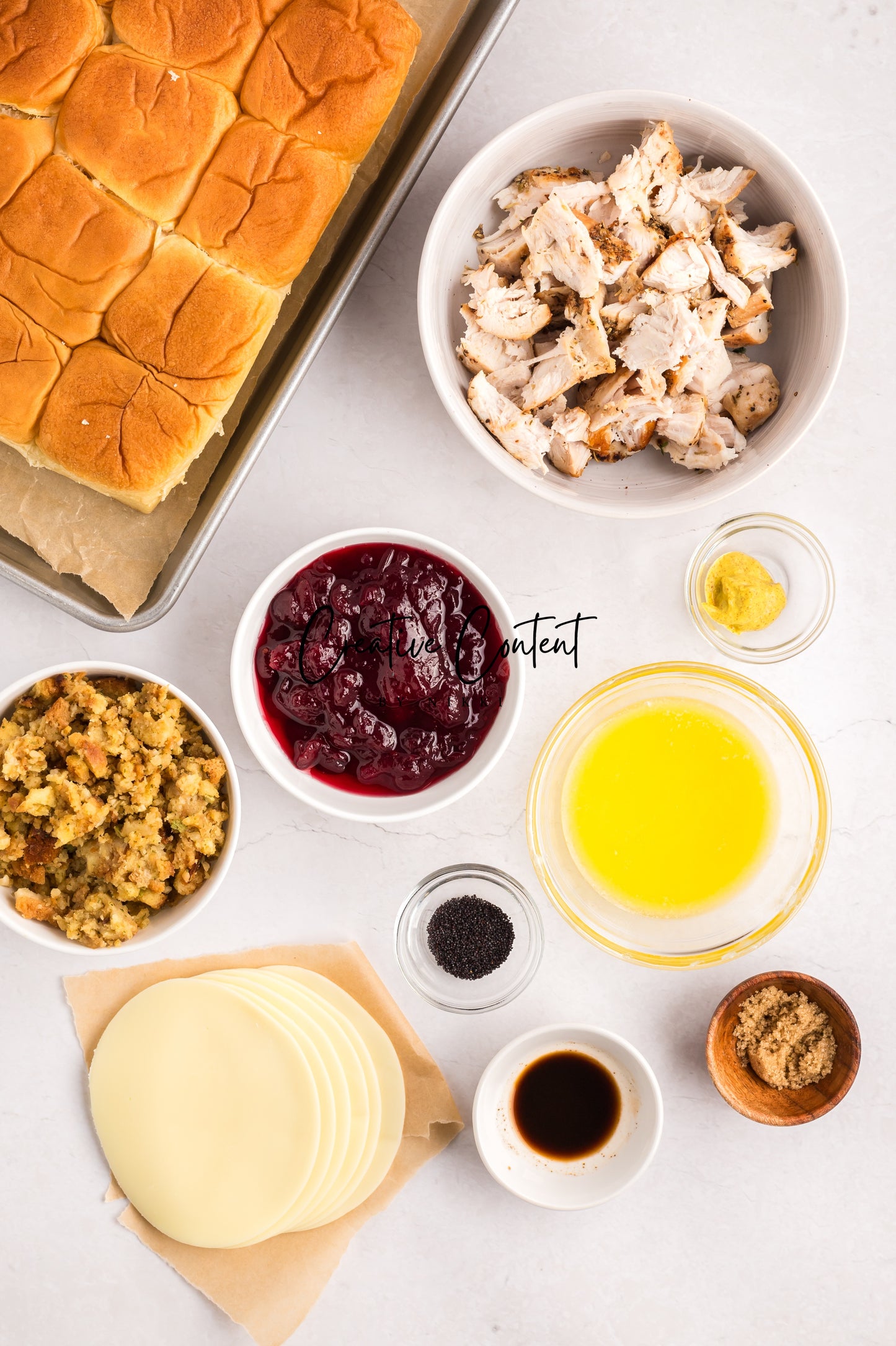 Turkey Sliders With Cranberry Sauce - Exclusive