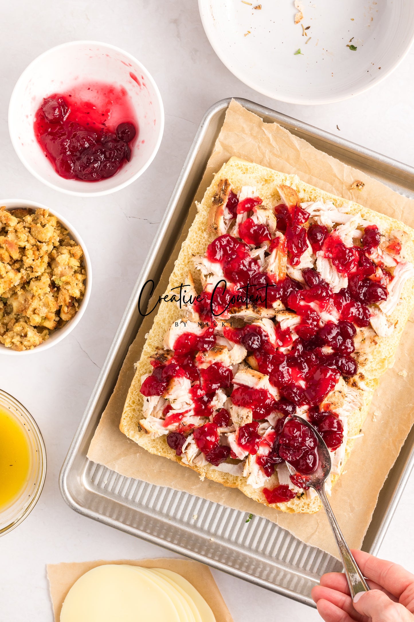 Turkey Sliders With Cranberry Sauce - Exclusive