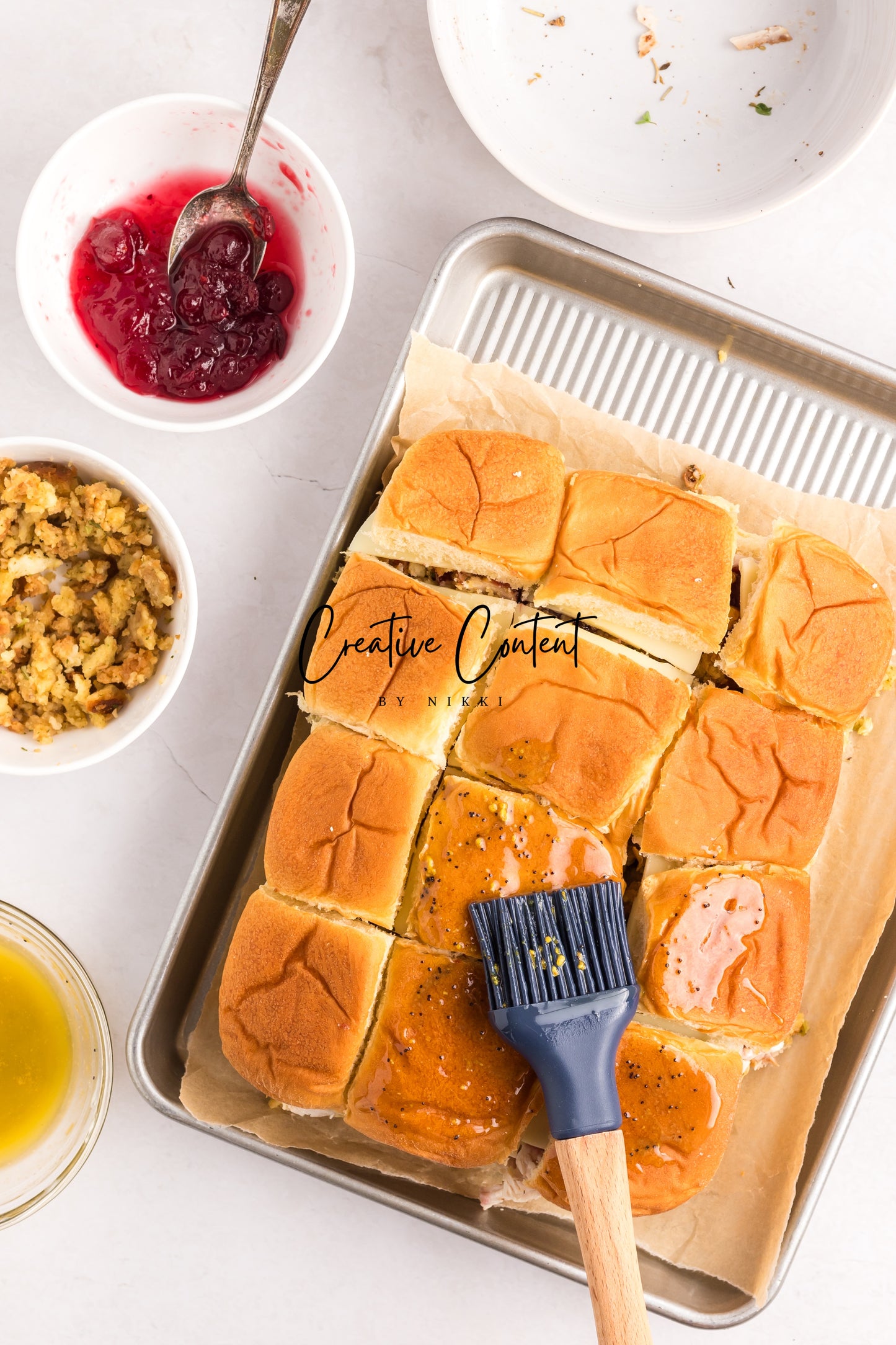 Turkey Sliders With Cranberry Sauce - Exclusive