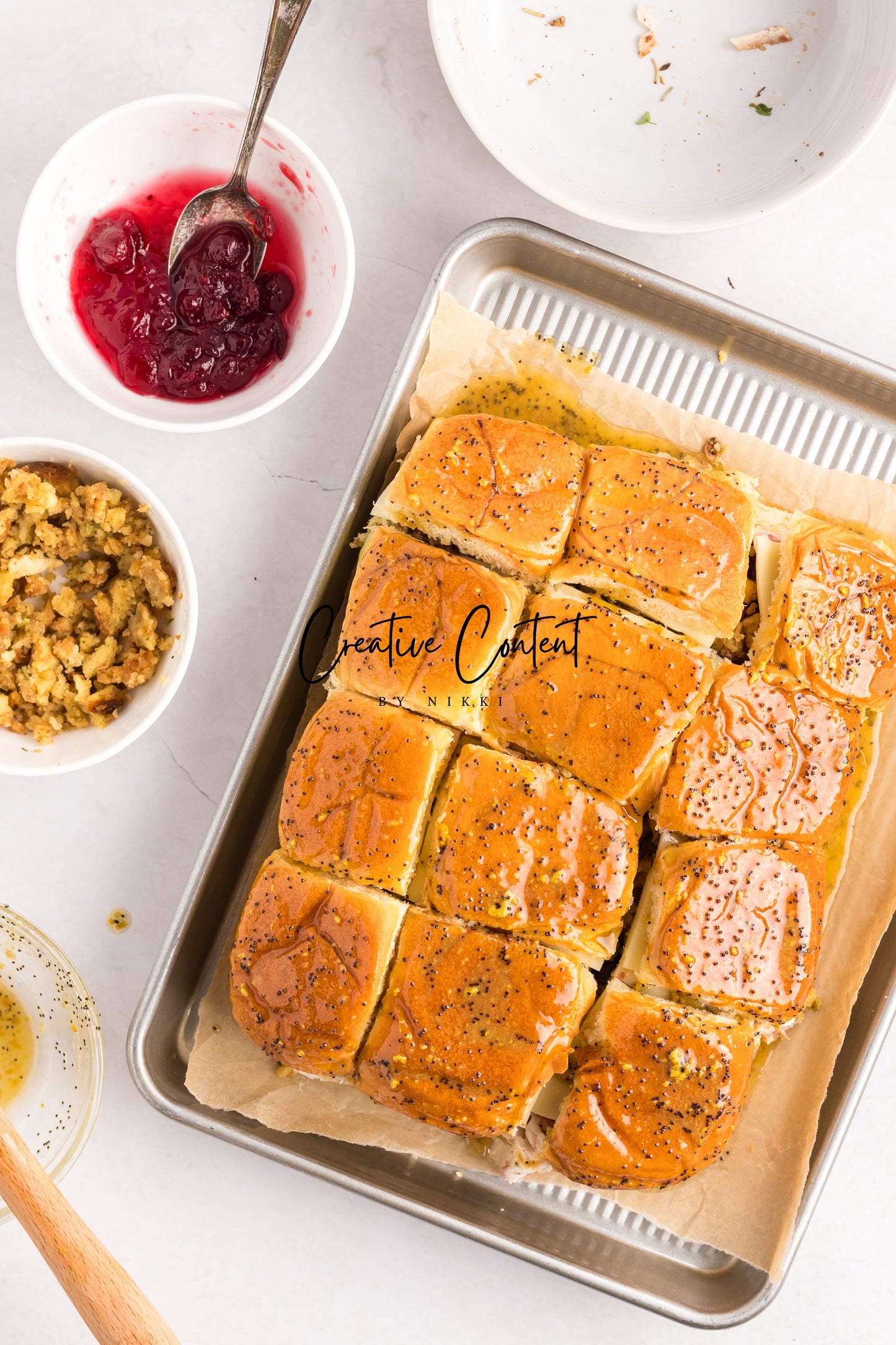 Turkey Sliders With Cranberry Sauce - Exclusive