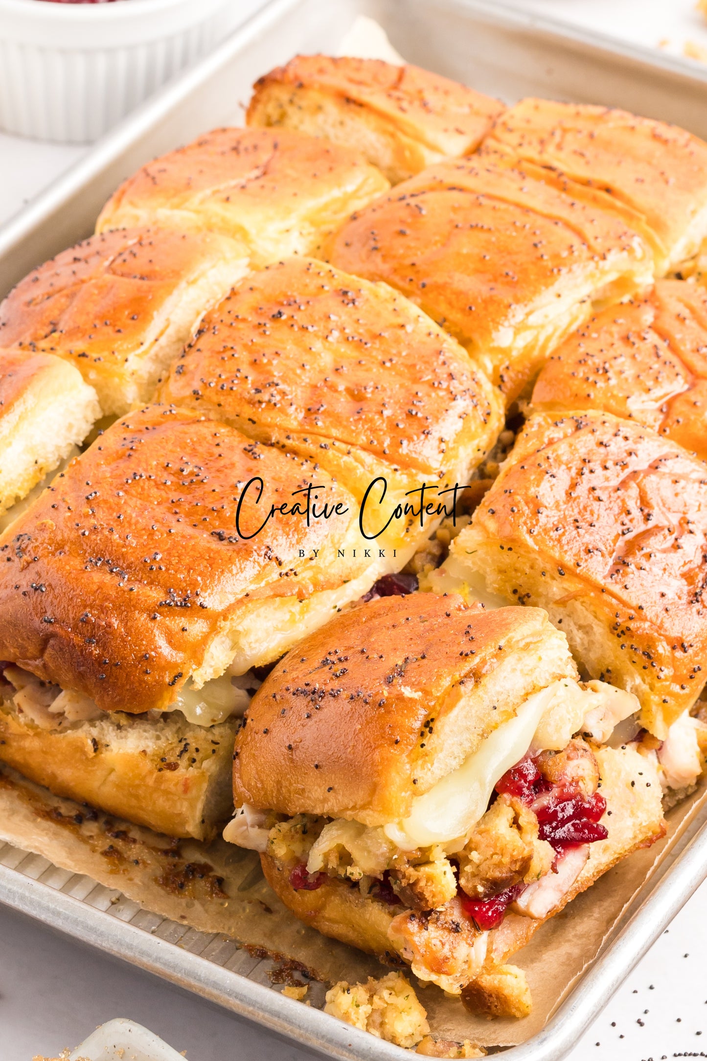 Turkey Sliders With Cranberry Sauce - Exclusive