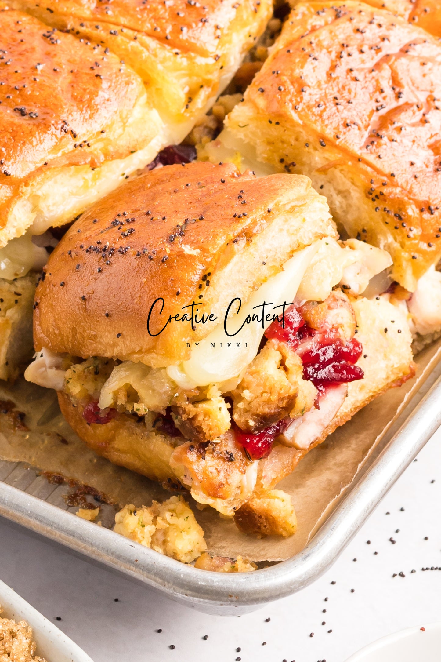 Turkey Sliders With Cranberry Sauce - Exclusive