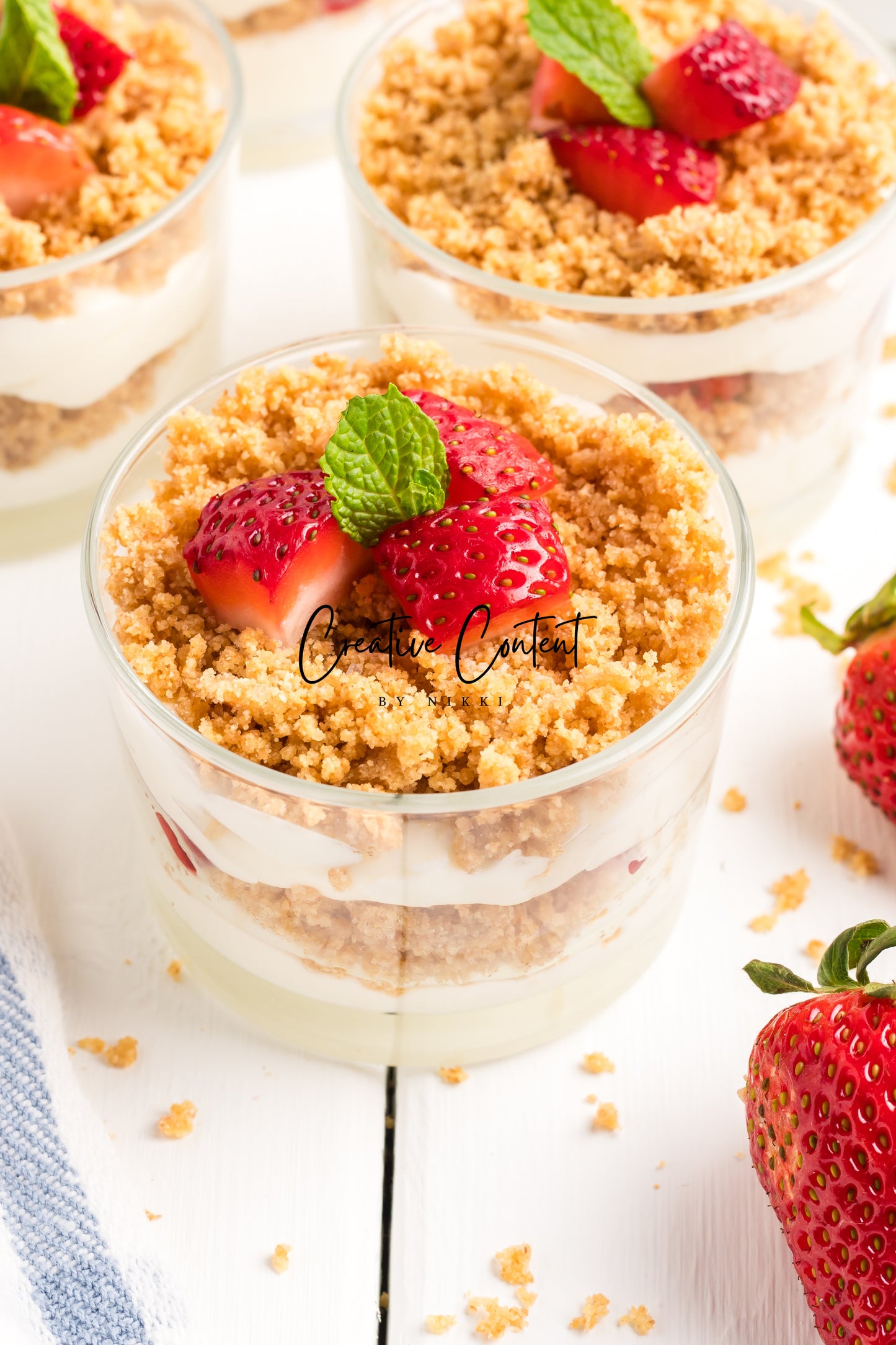 No Bake Strawberry Cheesecake Parfaits - Set 2 of 2