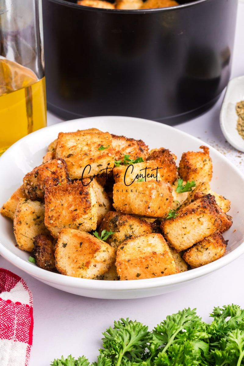 Air Fryer Croutons - (30 hero shots)