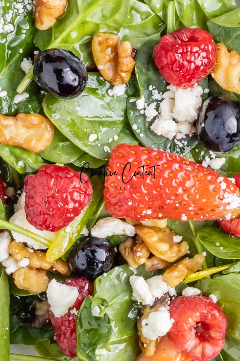 Spinach and Berry Salad - Set 2 of 2