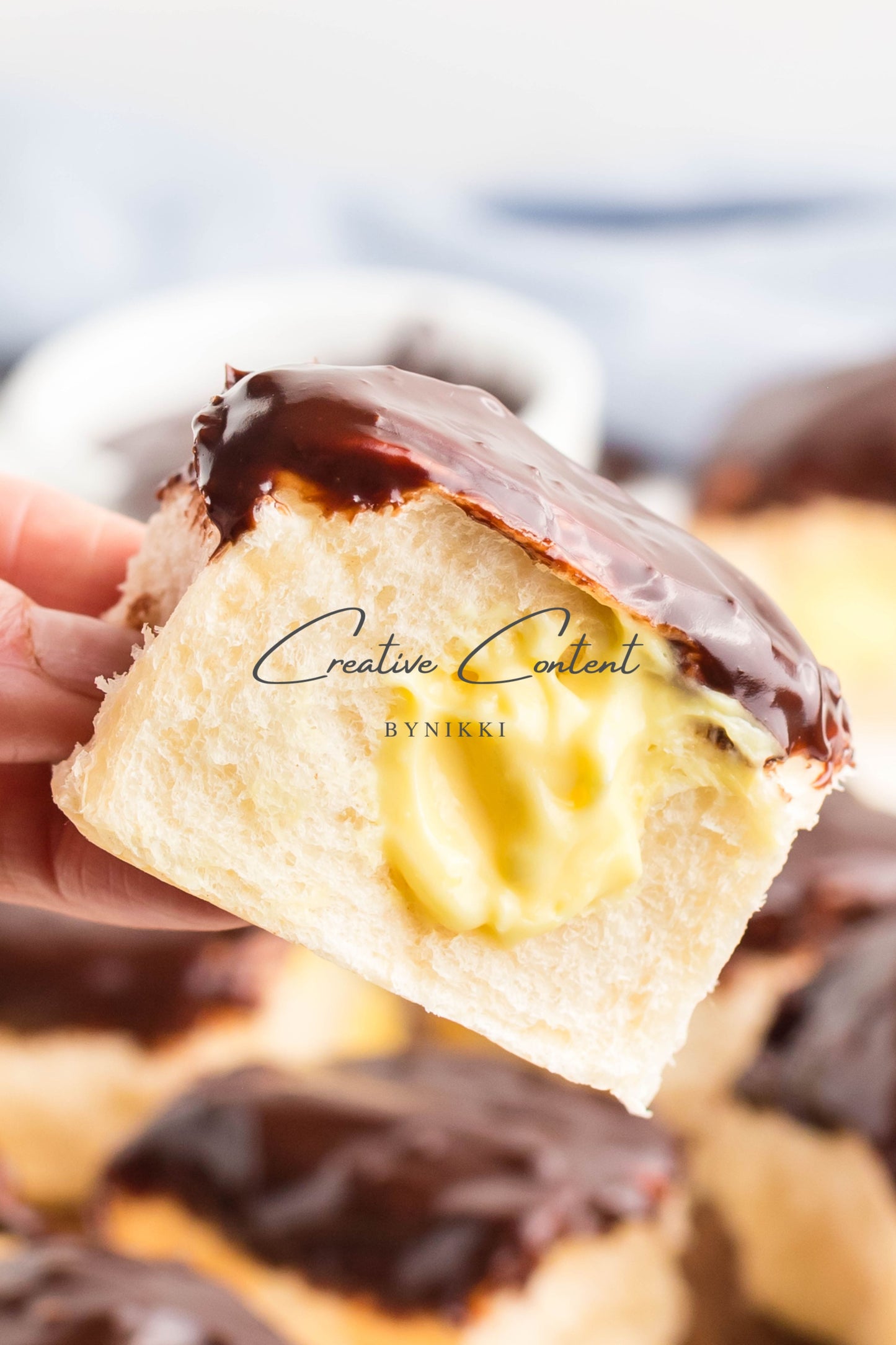 Boston Cream Pie Hawaiian Rolls -  Exclusive