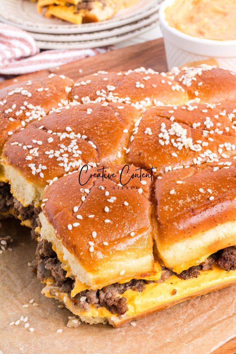 Cheeseburger Sliders With Hawaiian Rolls -  Exclusive