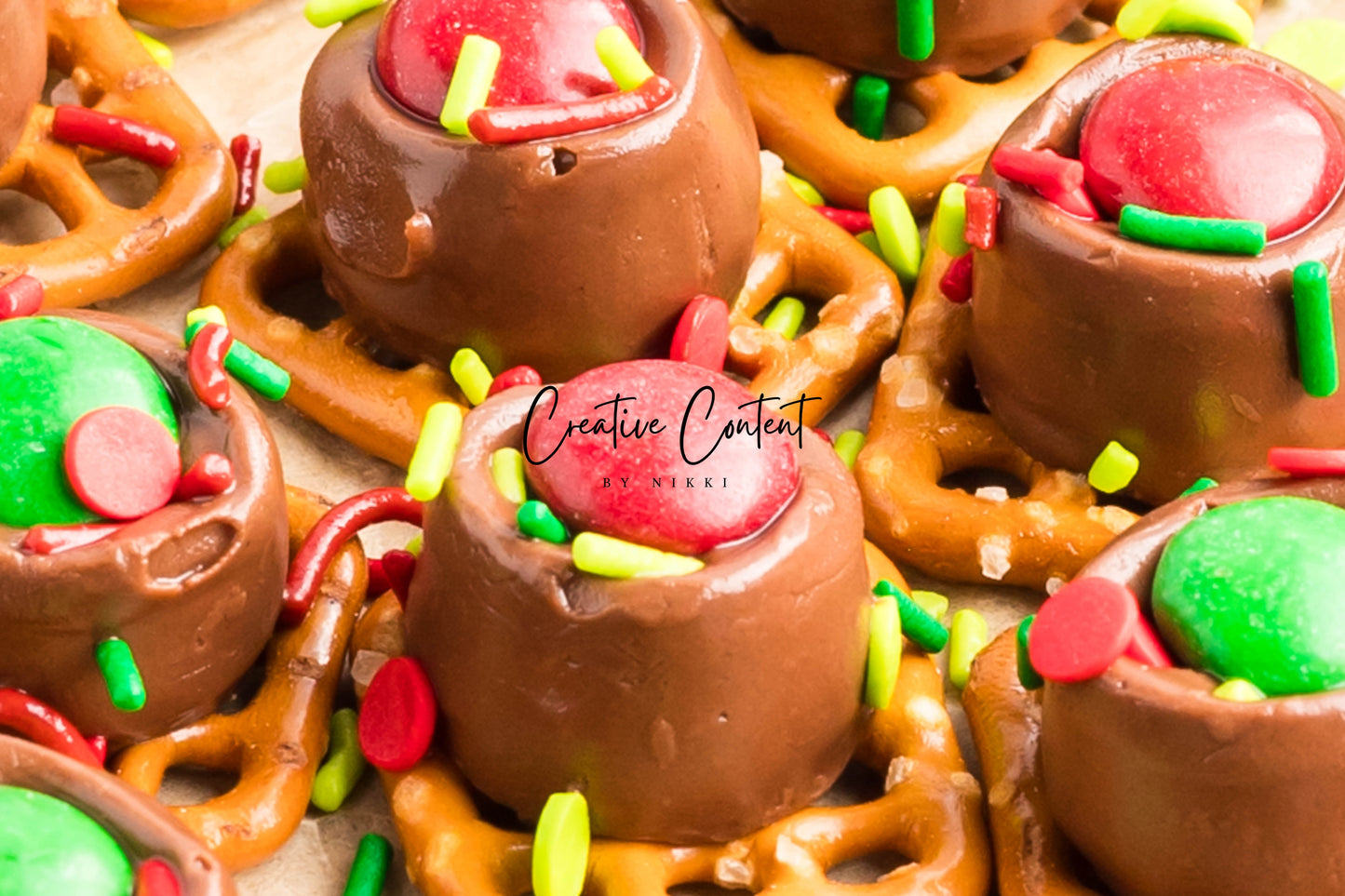 Christmas Pretzels  - Exclusive