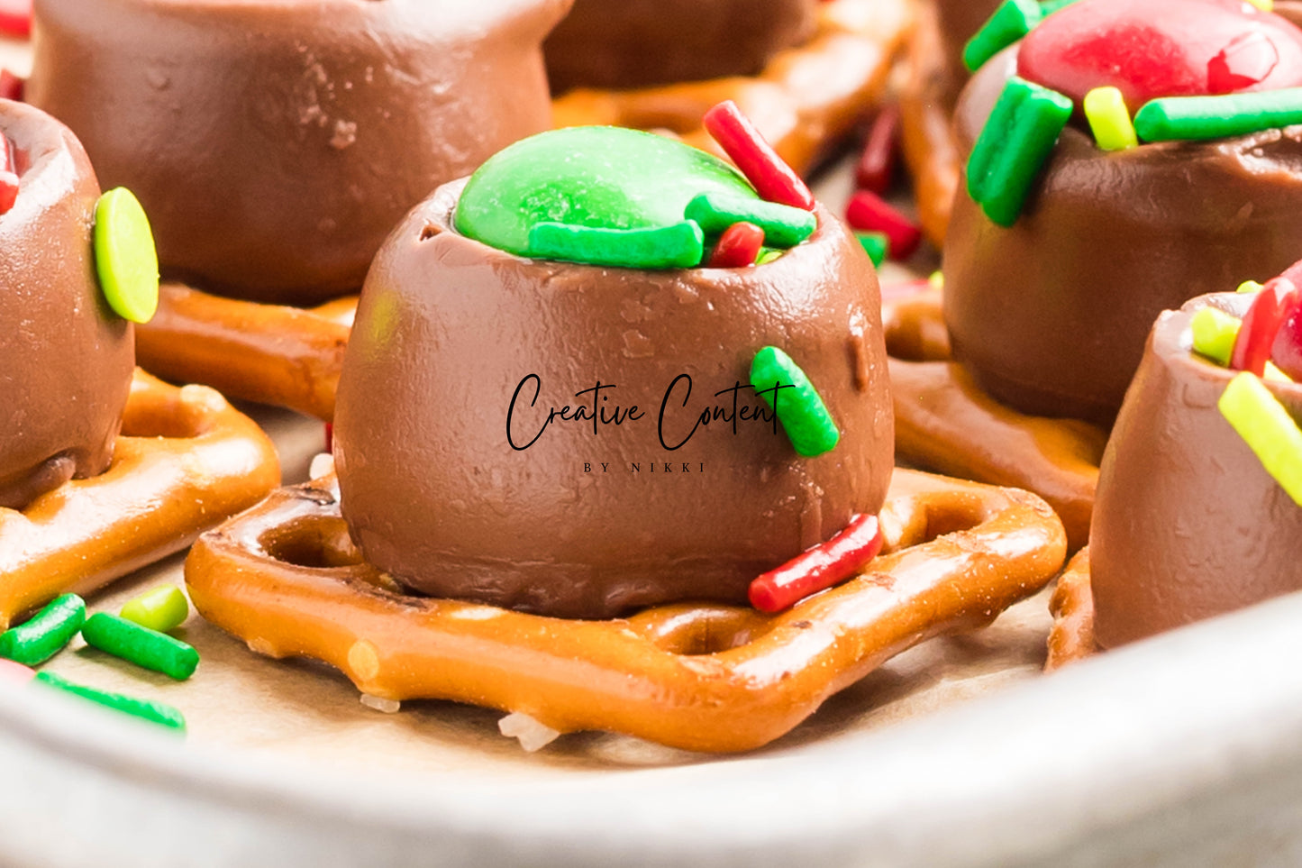 Christmas Pretzels  - Exclusive