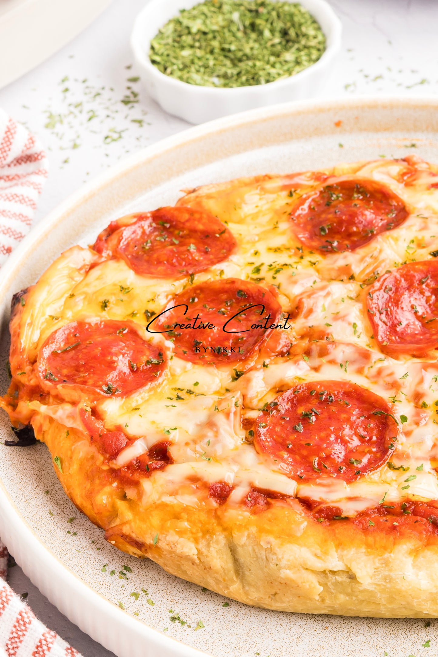 Crock Pot Deep Dish Pizza - Exclusive