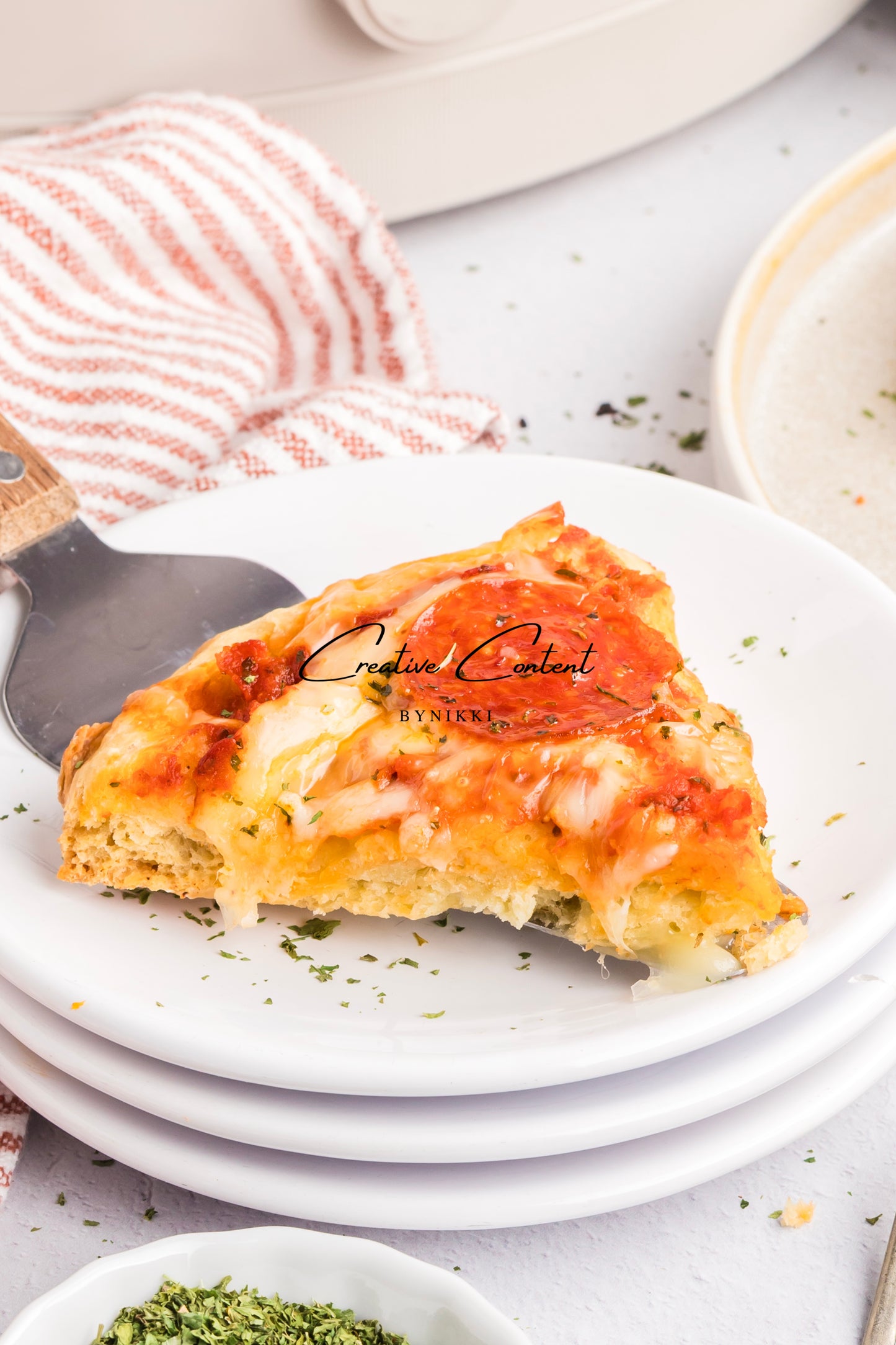 Crock Pot Deep Dish Pizza - Exclusive
