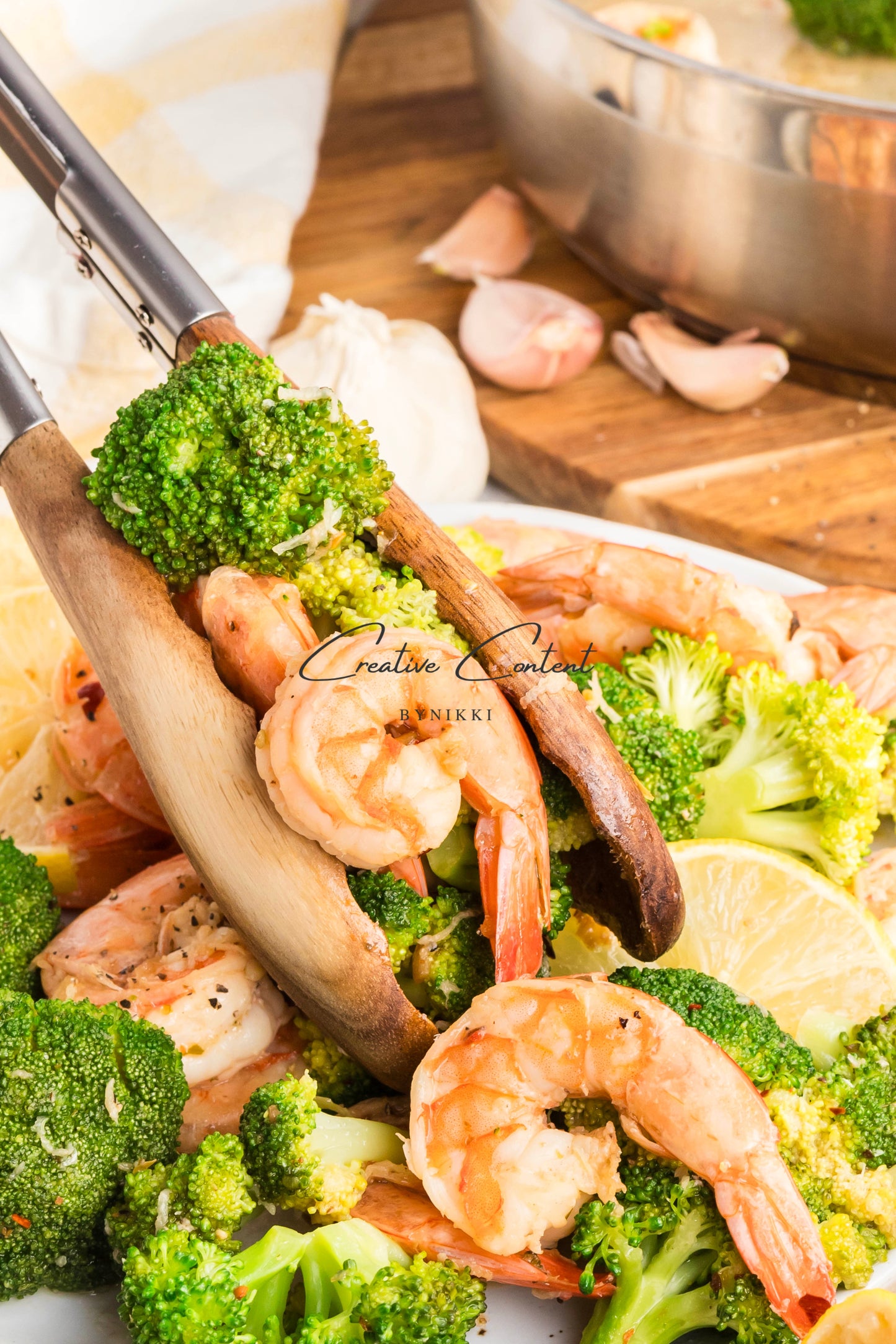 Garlic Butter Shrimp and Broccoli - Exclusive