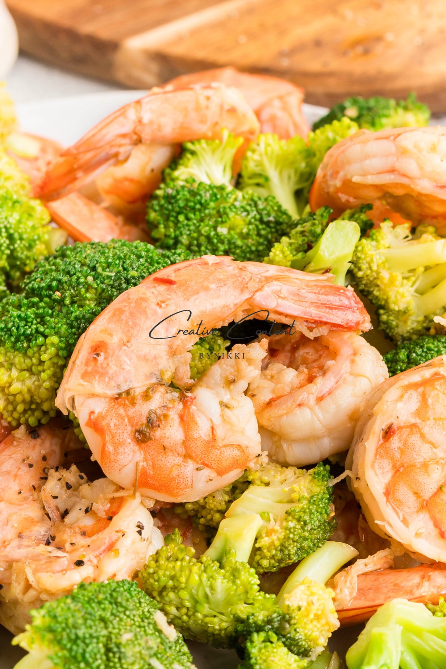 Garlic Butter Shrimp and Broccoli - Exclusive