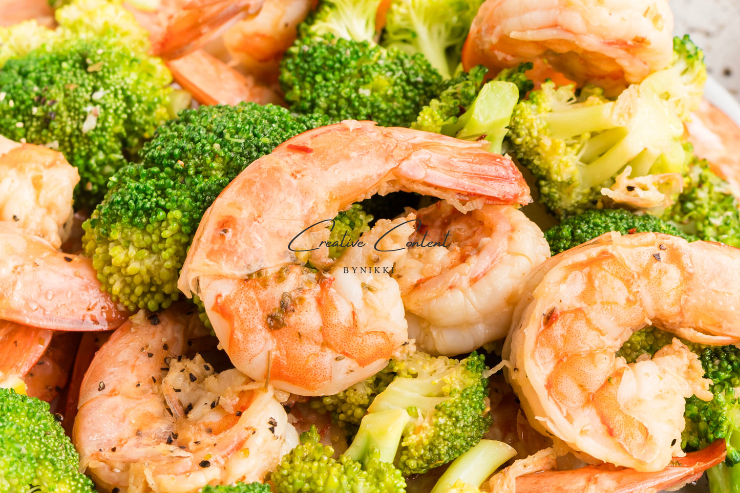 Garlic Butter Shrimp and Broccoli - Exclusive