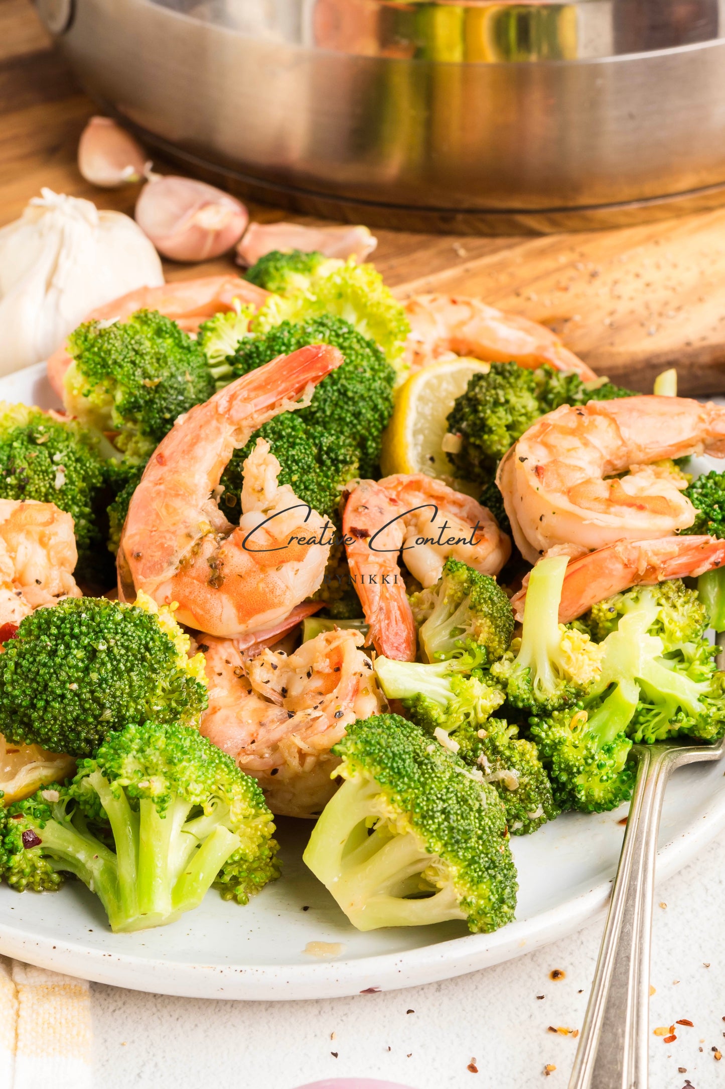 Garlic Butter Shrimp and Broccoli - Exclusive