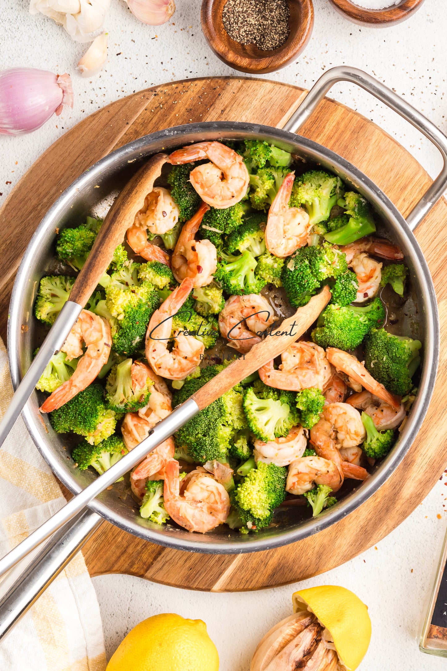 Garlic Butter Shrimp and Broccoli - Exclusive