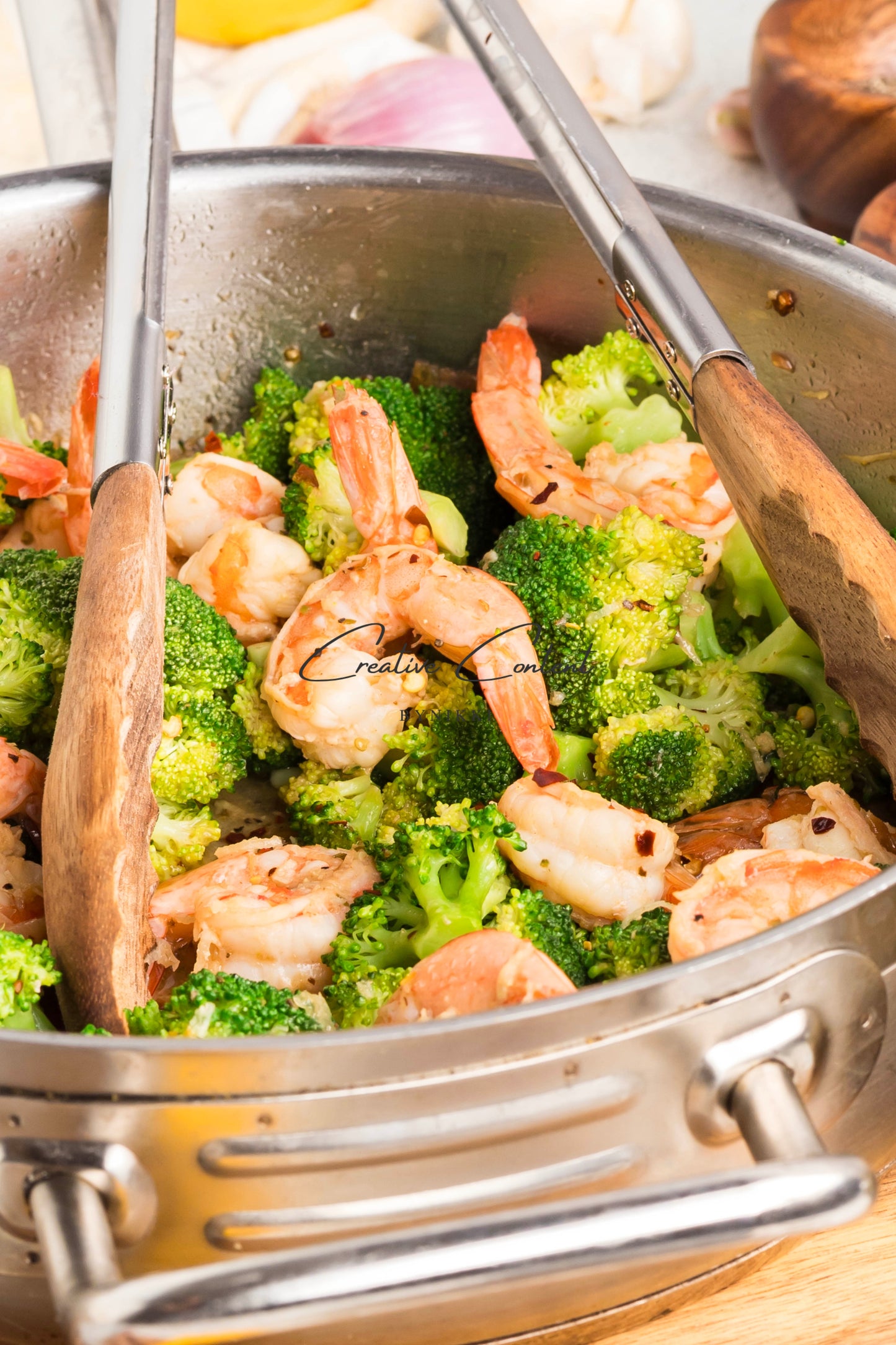 Garlic Butter Shrimp and Broccoli - Exclusive