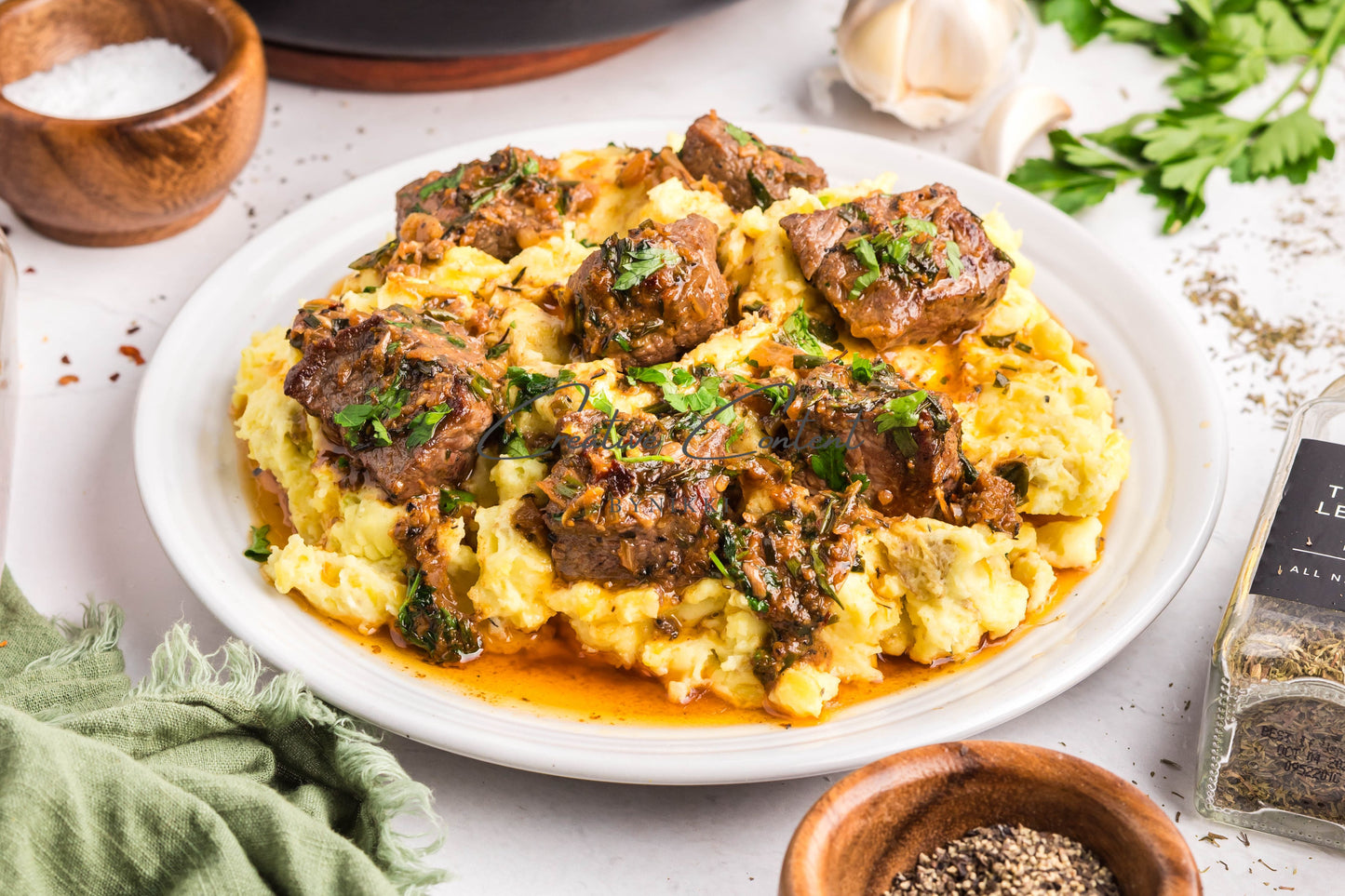 Cowboy Garlic Buttered Steak Bites + Roasted Garlic Mashed Potatoes -  Exclusive