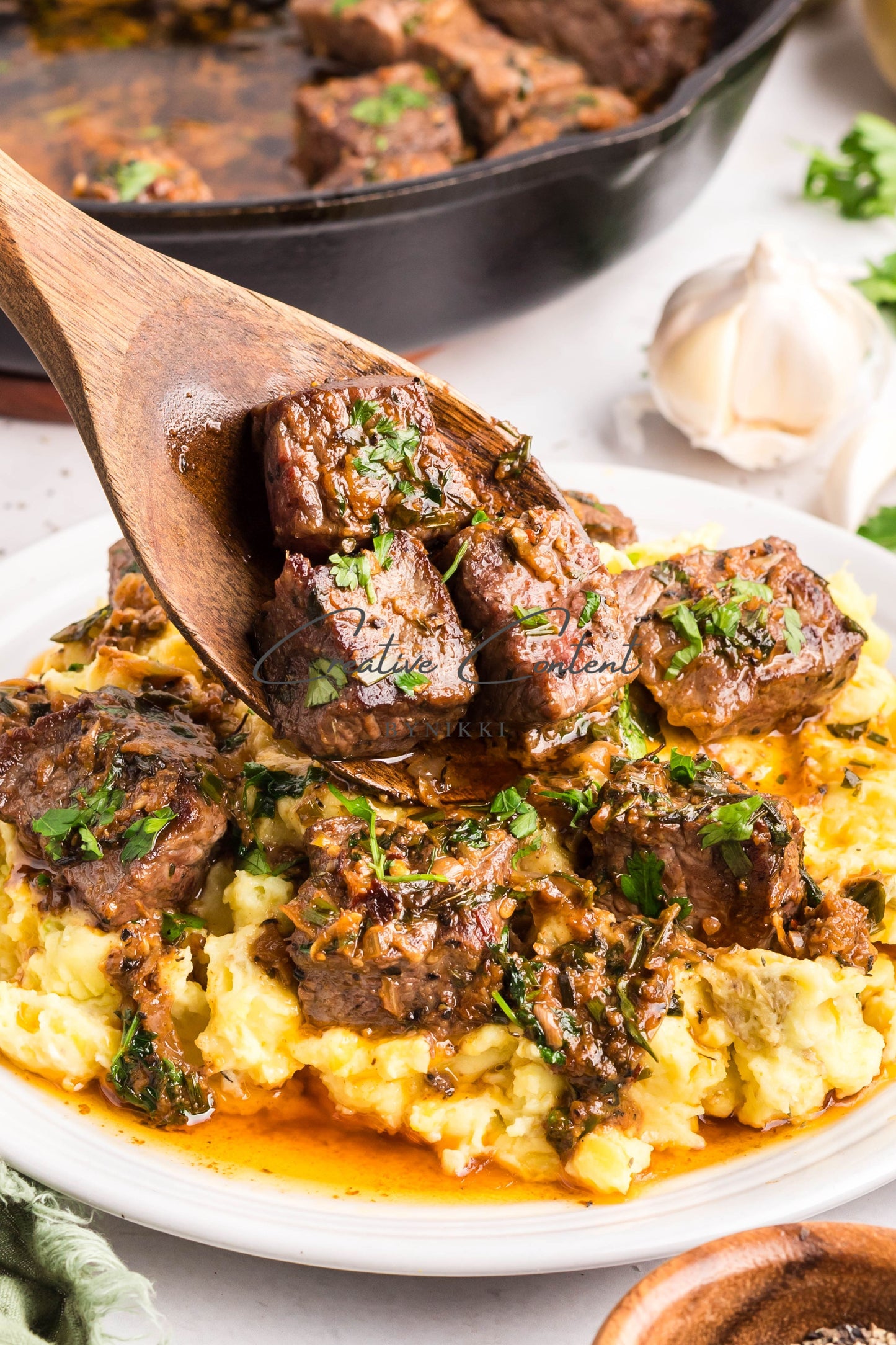 Cowboy Garlic Buttered Steak Bites + Roasted Garlic Mashed Potatoes -  Exclusive