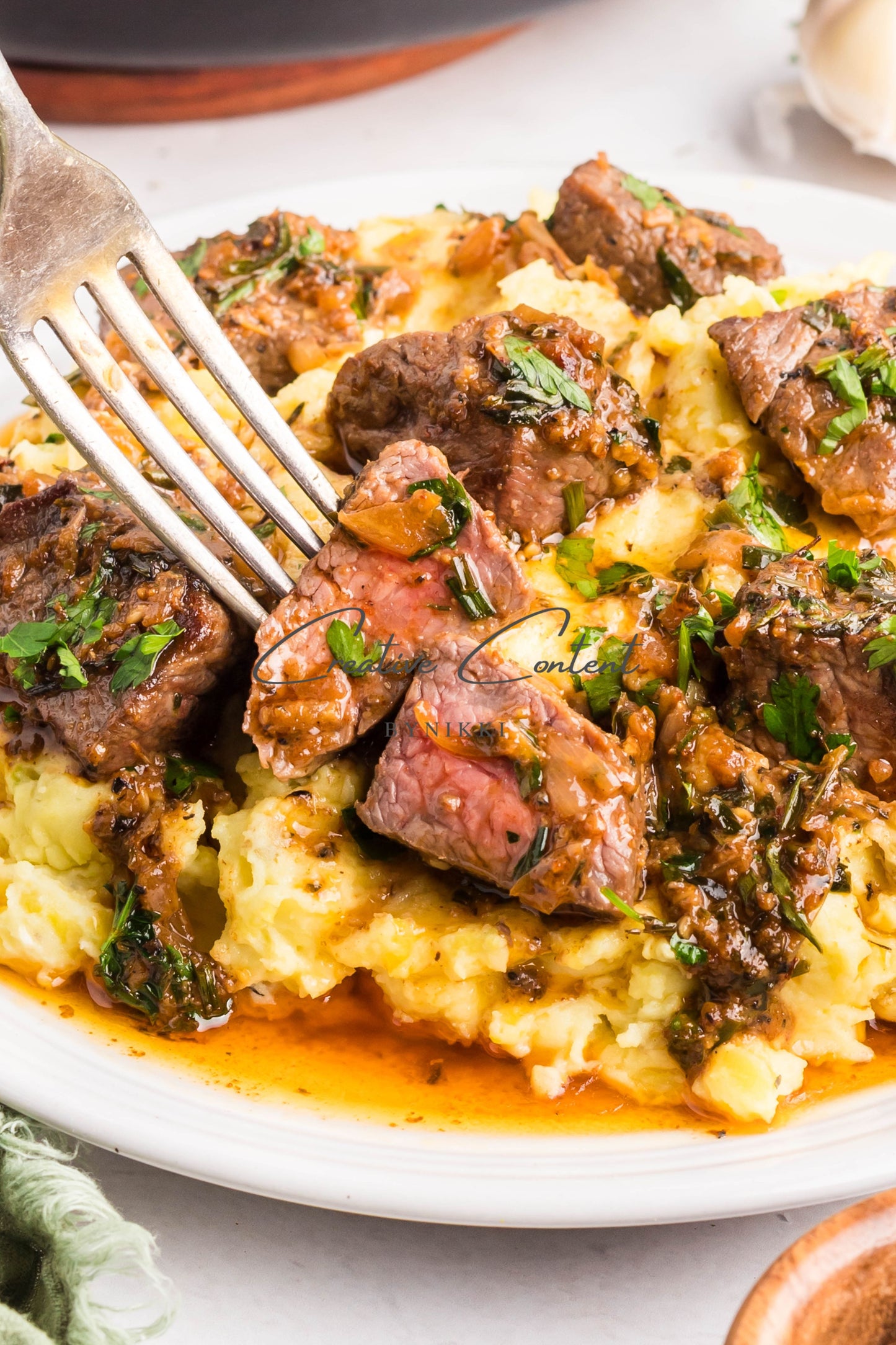Cowboy Garlic Buttered Steak Bites + Roasted Garlic Mashed Potatoes -  Exclusive