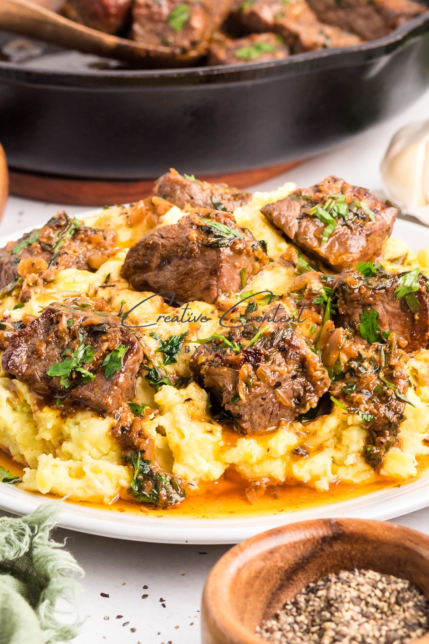 Cowboy Garlic Buttered Steak Bites + Roasted Garlic Mashed Potatoes -  Exclusive