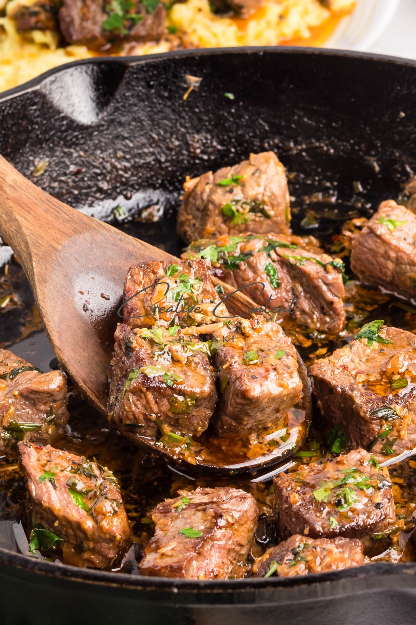 Cowboy Garlic Buttered Steak Bites + Roasted Garlic Mashed Potatoes -  Exclusive