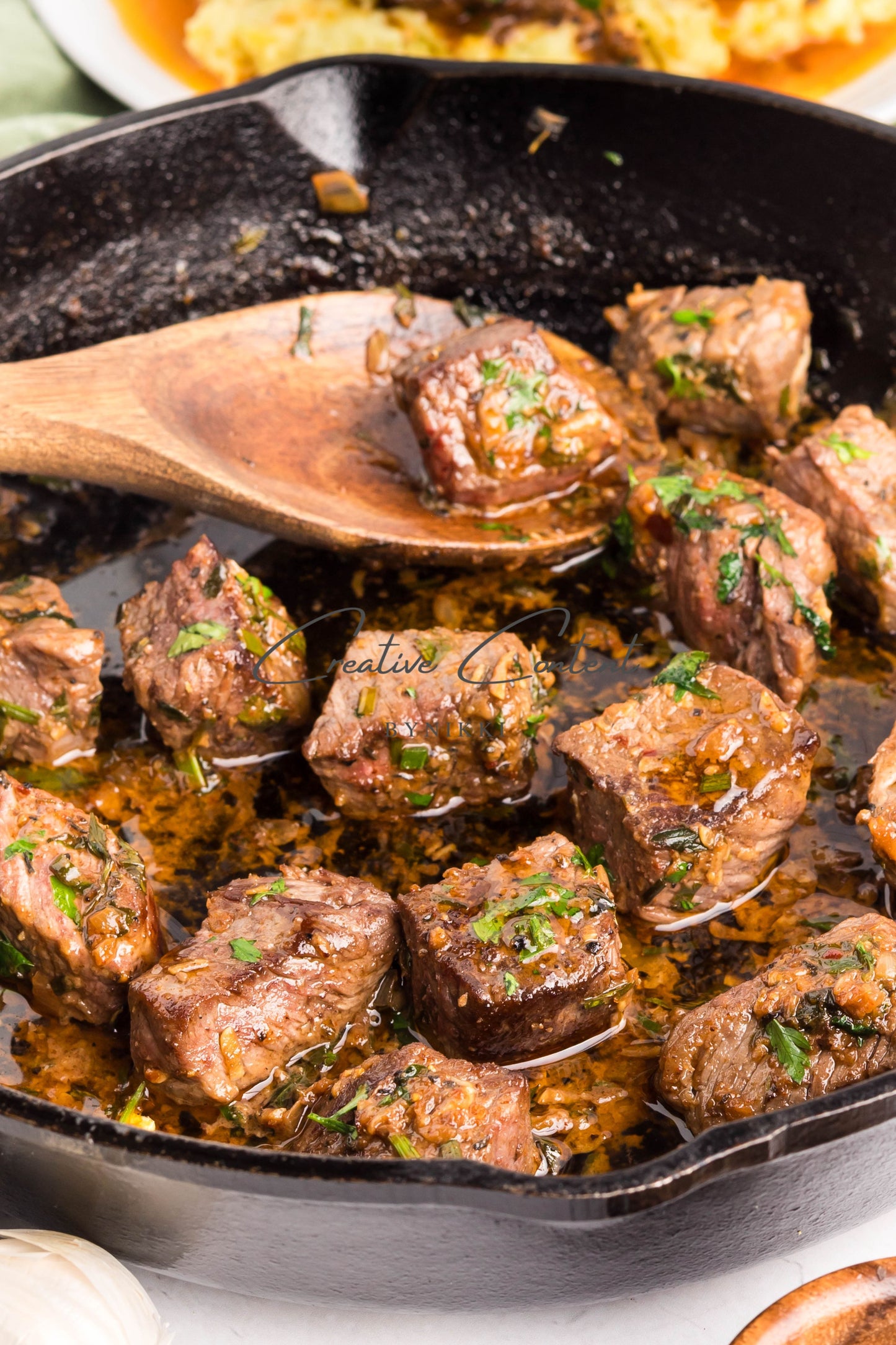 Cowboy Garlic Buttered Steak Bites + Roasted Garlic Mashed Potatoes -  Exclusive