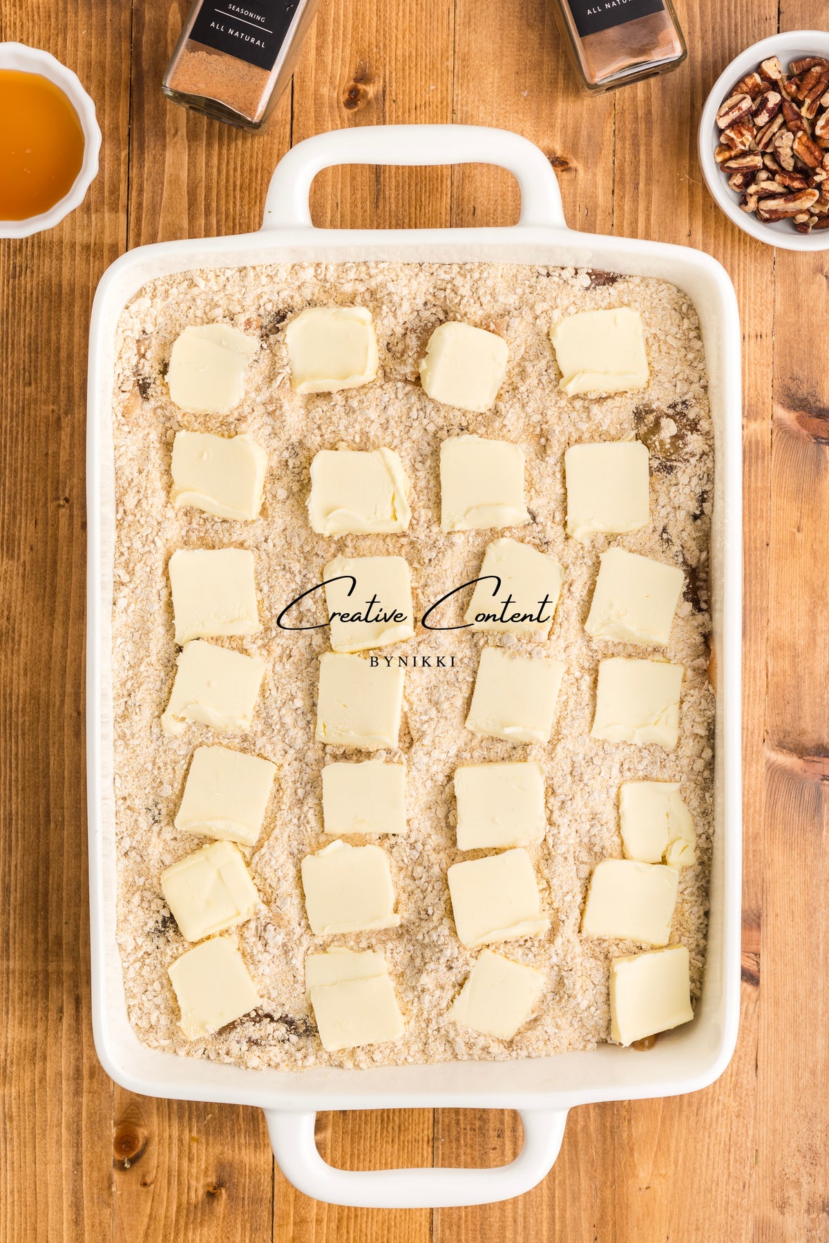 Oatmeal Cookie Apple Crisp Dump Cake - Exclusive