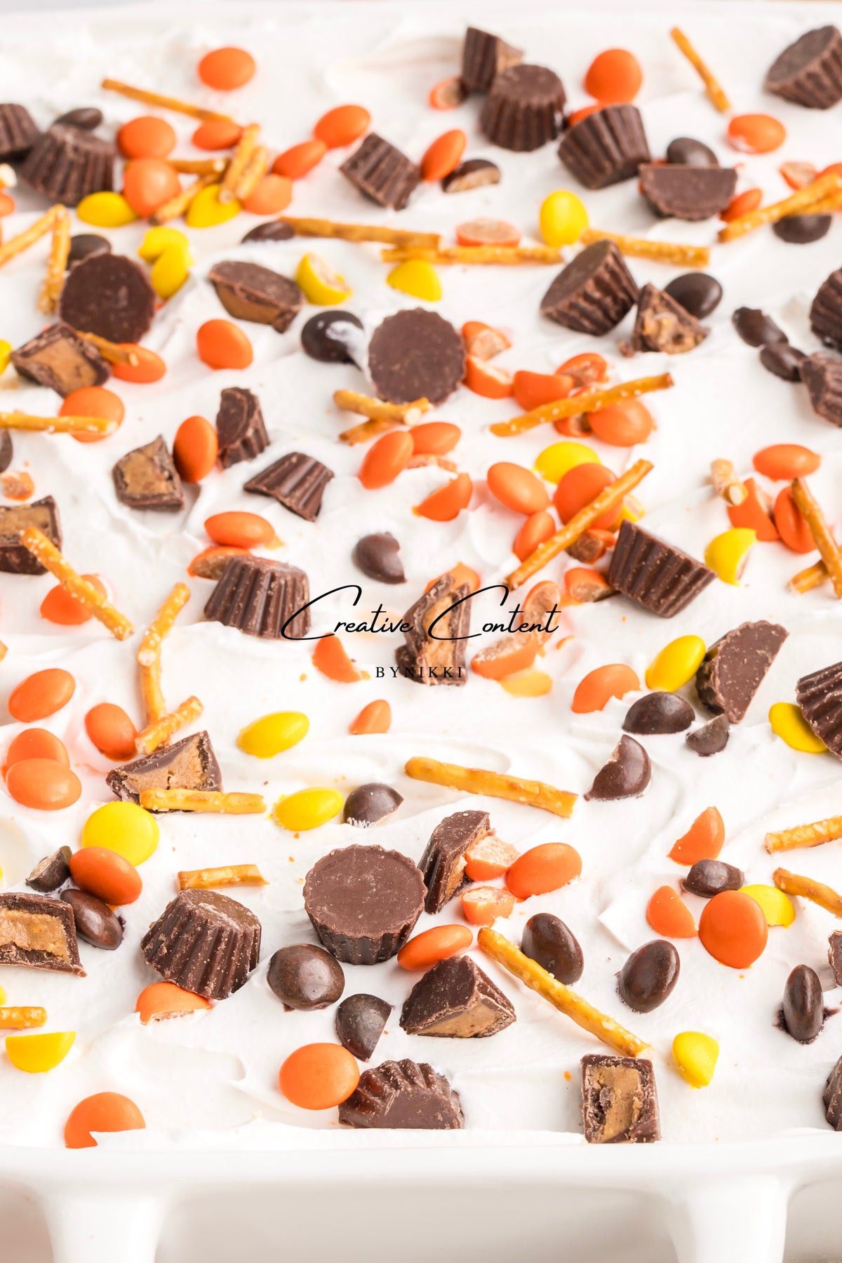 Peanut Butter Pretzel Pie - Exclusive