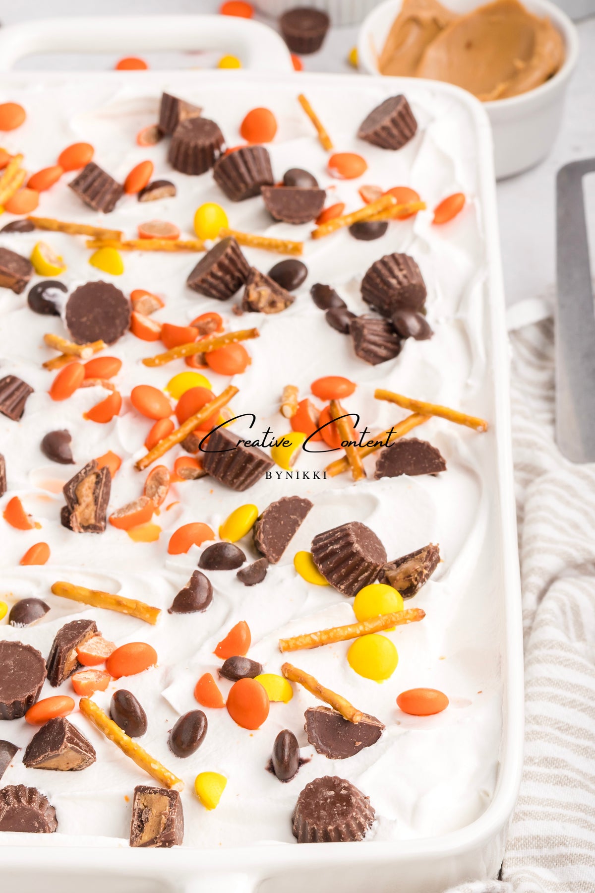 Peanut Butter Pretzel Pie - Exclusive