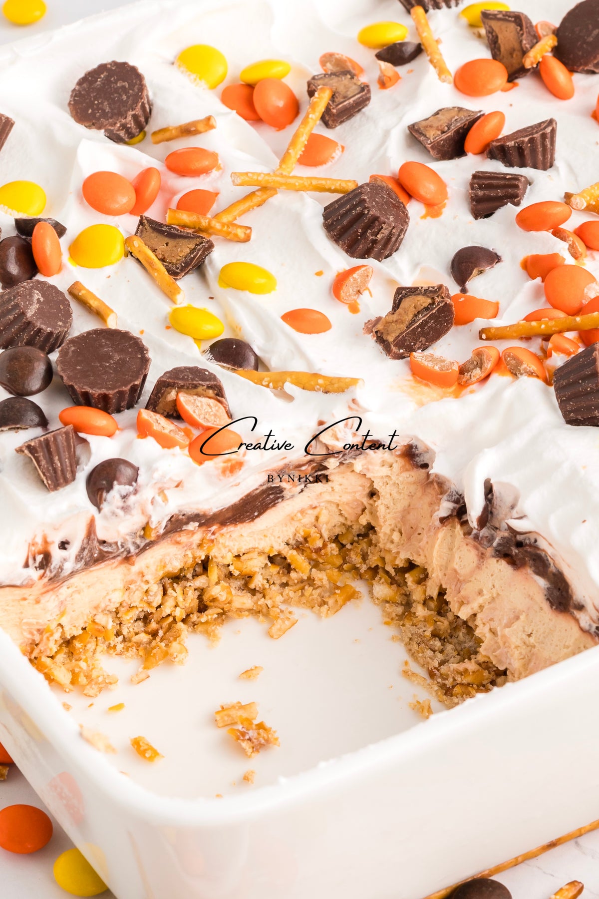 Peanut Butter Pretzel Pie - Exclusive