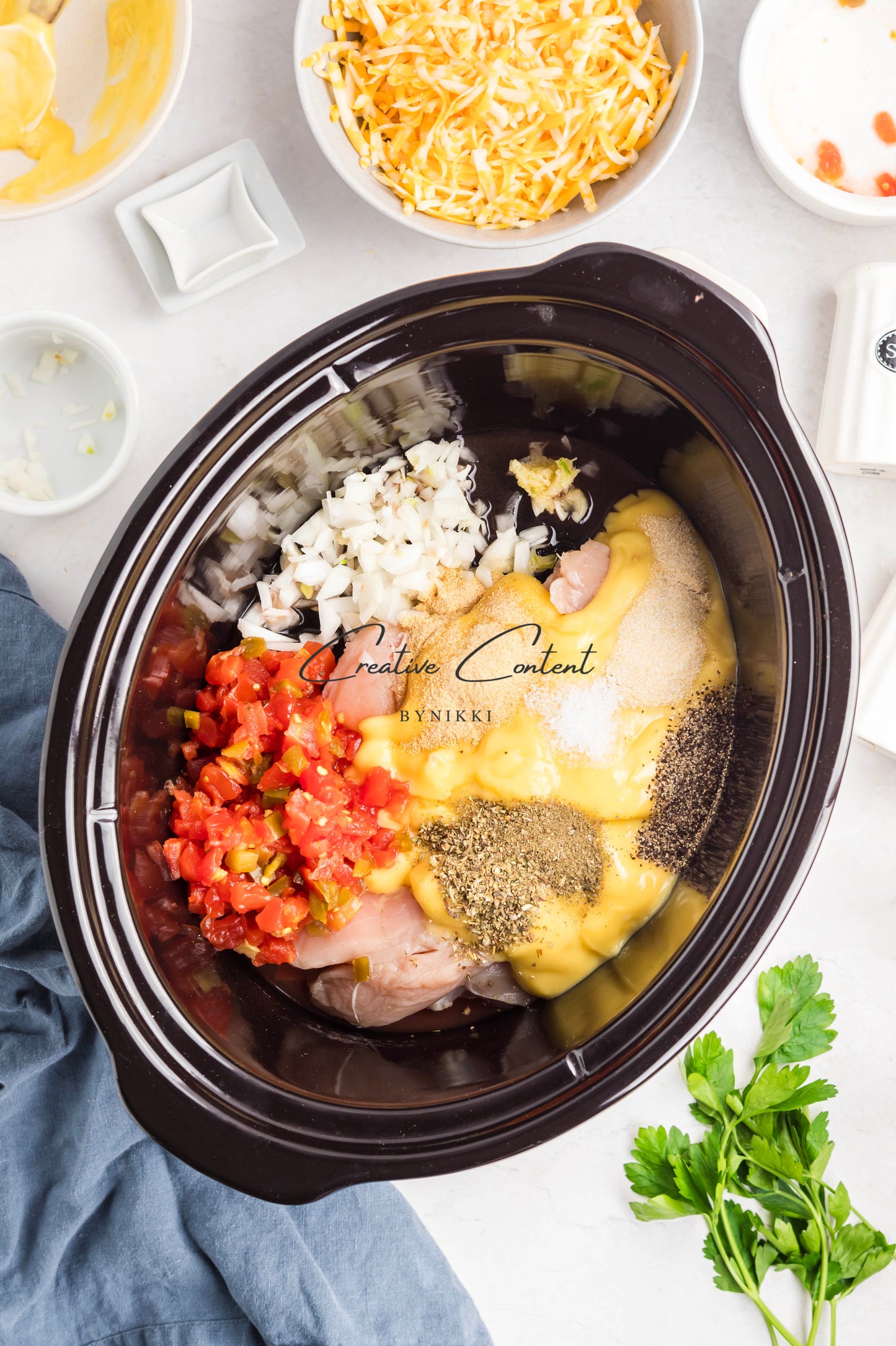 Slow Cooker Chicken Spaghetti - Exclusive