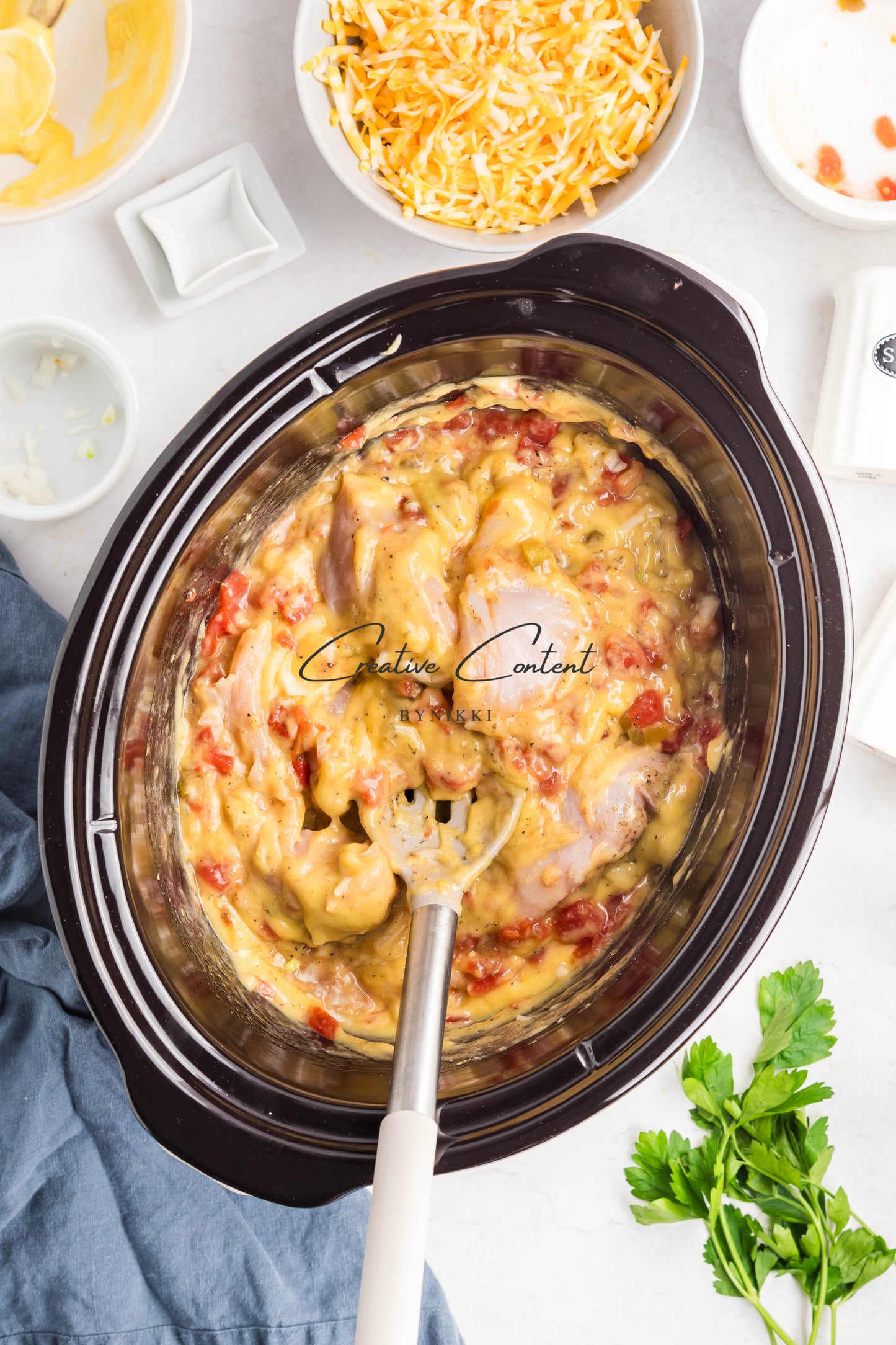 Slow Cooker Chicken Spaghetti - Exclusive