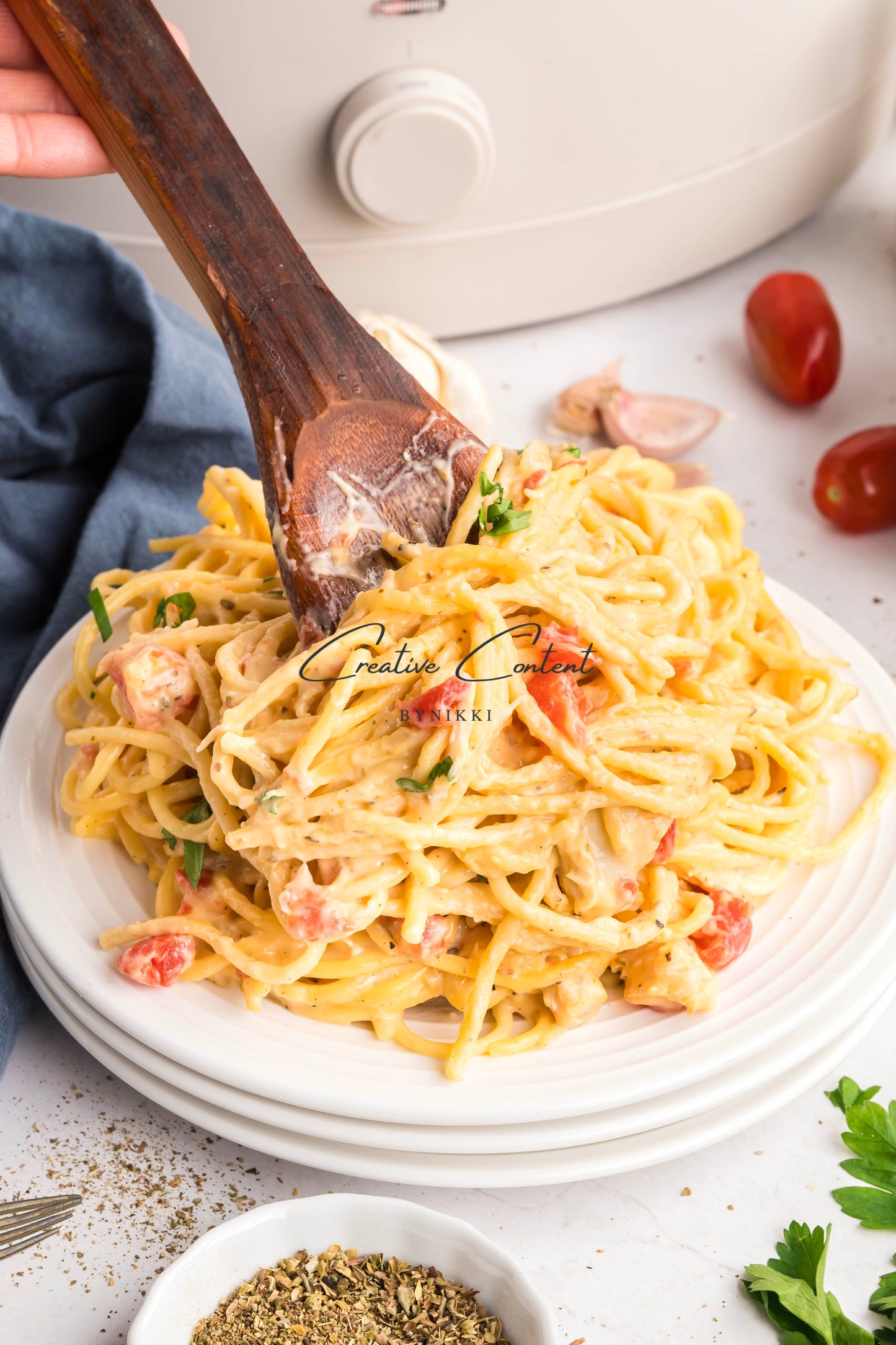 Slow Cooker Chicken Spaghetti - Exclusive