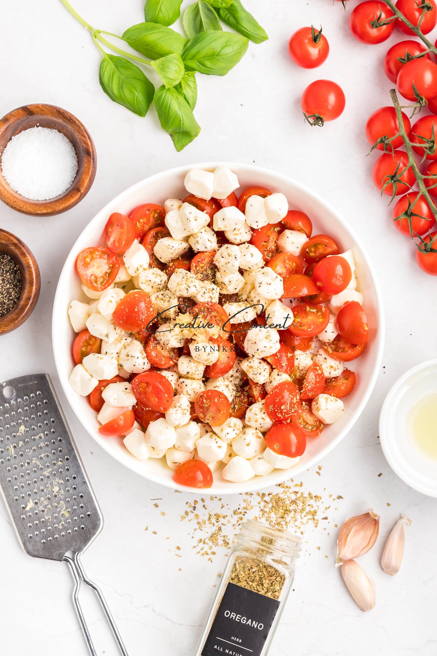 Tomato Mozzarella Salad - Exclusive